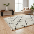 Black Willow Shaggy Tasselled Diamond Rug from Roseland Furniture