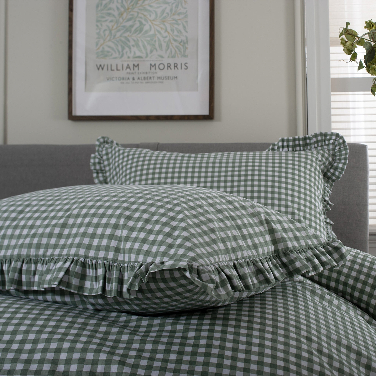Gingham Frilled Duvet Set Single Green from Roseland Furniture