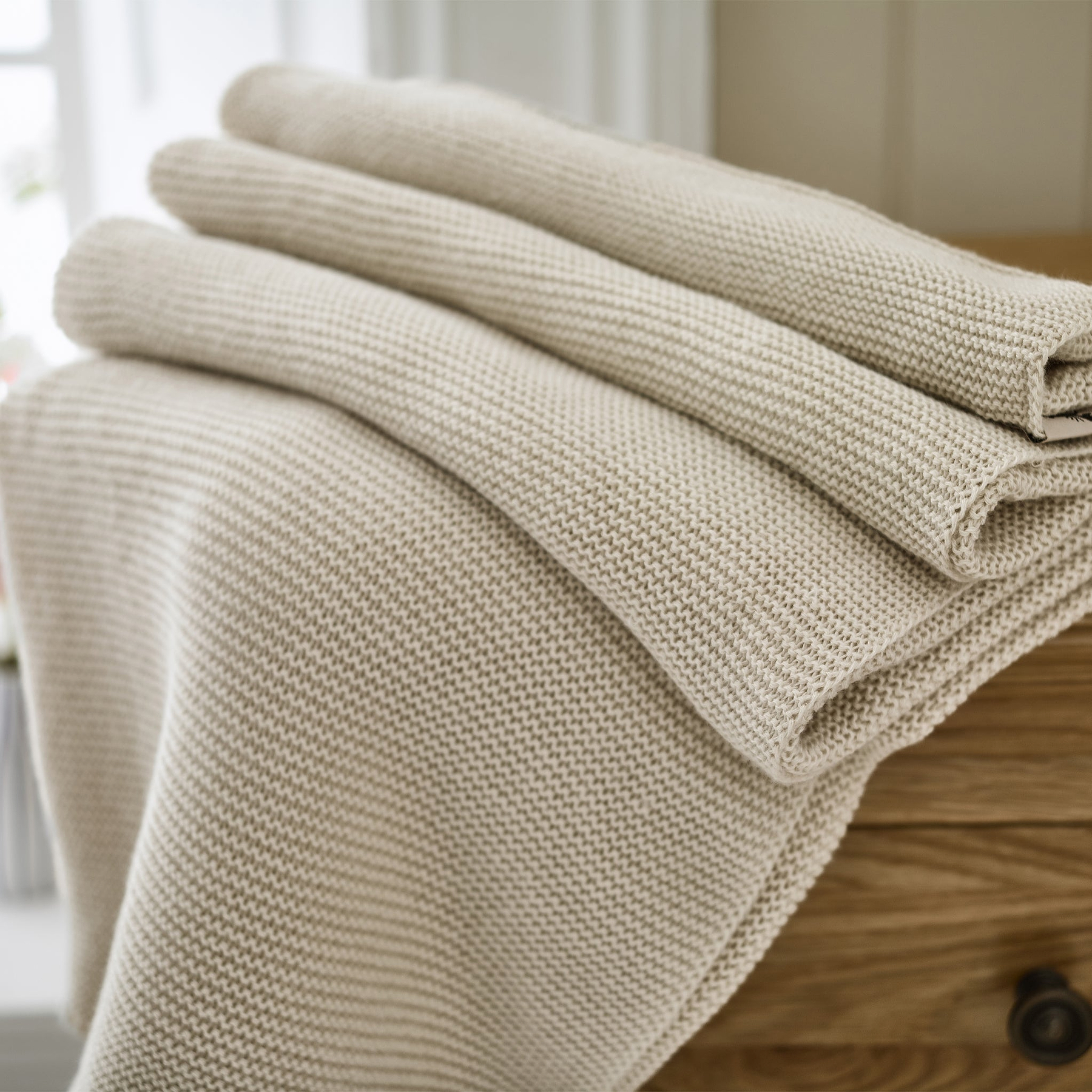 LC Staunton Stitch Throw 130x170cm Oatmeal from Roseland Furniture
