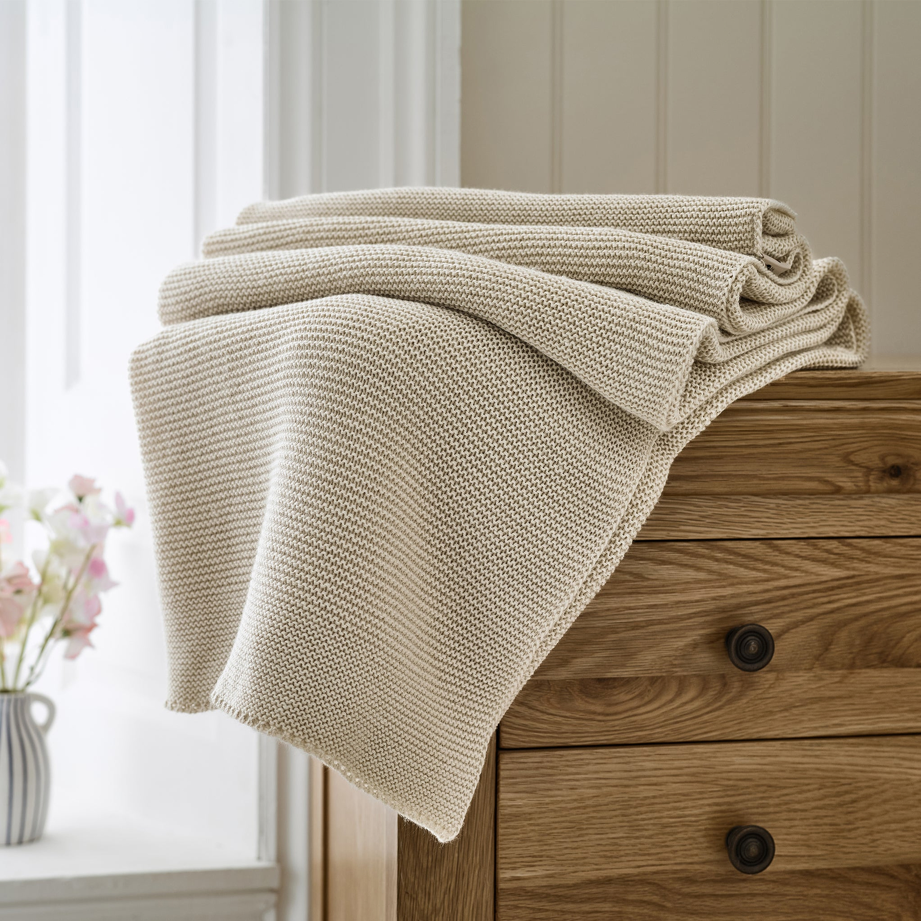 LC Staunton Stitch Throw 130x170cm Oatmeal from Roseland Furniture