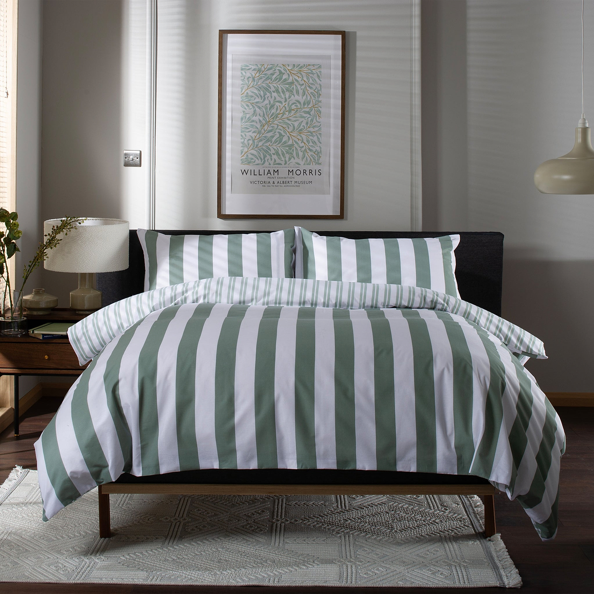 High Point Duvet Set Double Green from Roseland Furniture