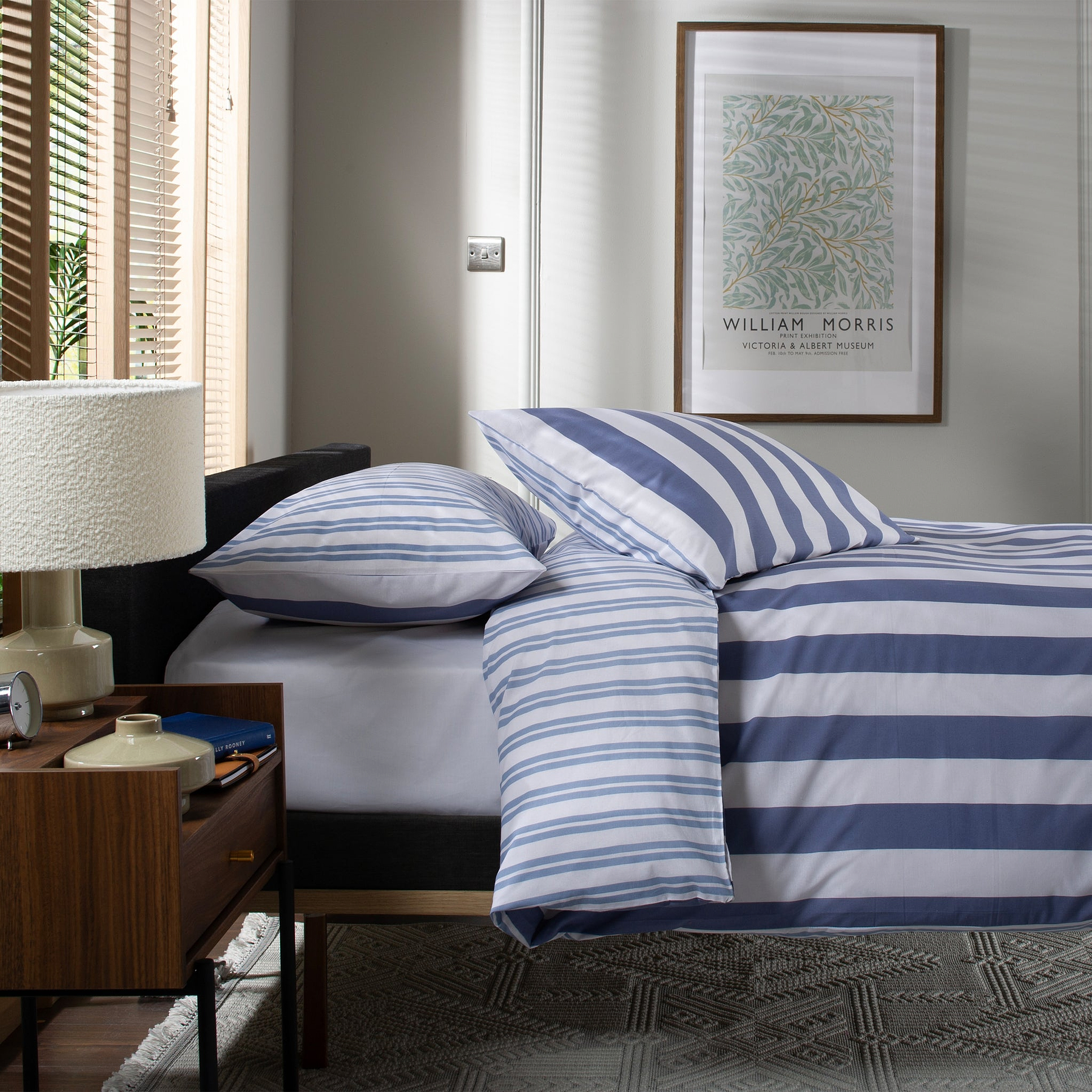 High Point Duvet Set Double Blue from Roseland Furniture