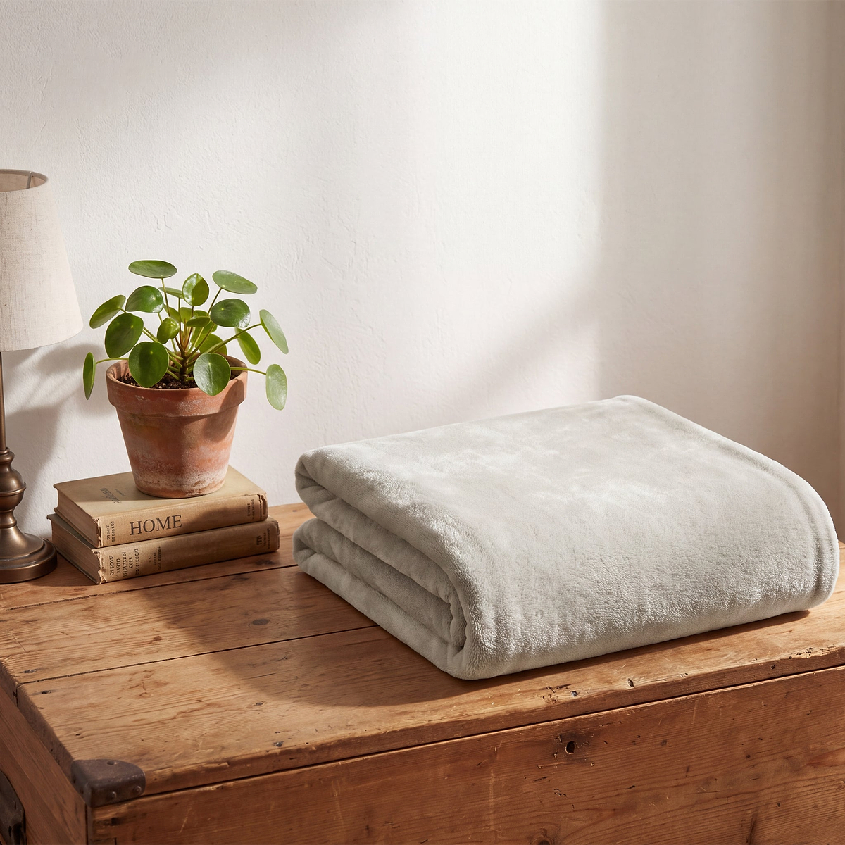 Coco Touch Heavyweight Throw 140x180cm Natural from Roseland Furniture