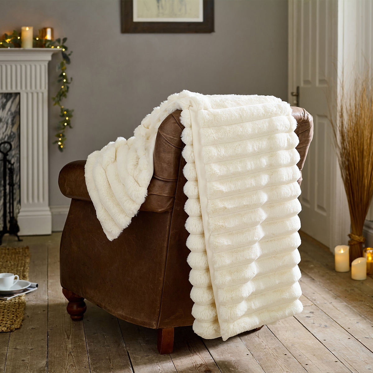TLC Kenwood Faux Fur Throw 130x170cm Cream from Roseland Furniture