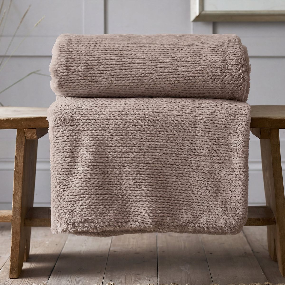 TLC Sandringham Faux Fur Throw 150x200cm Mocha from Roseland Furniture
