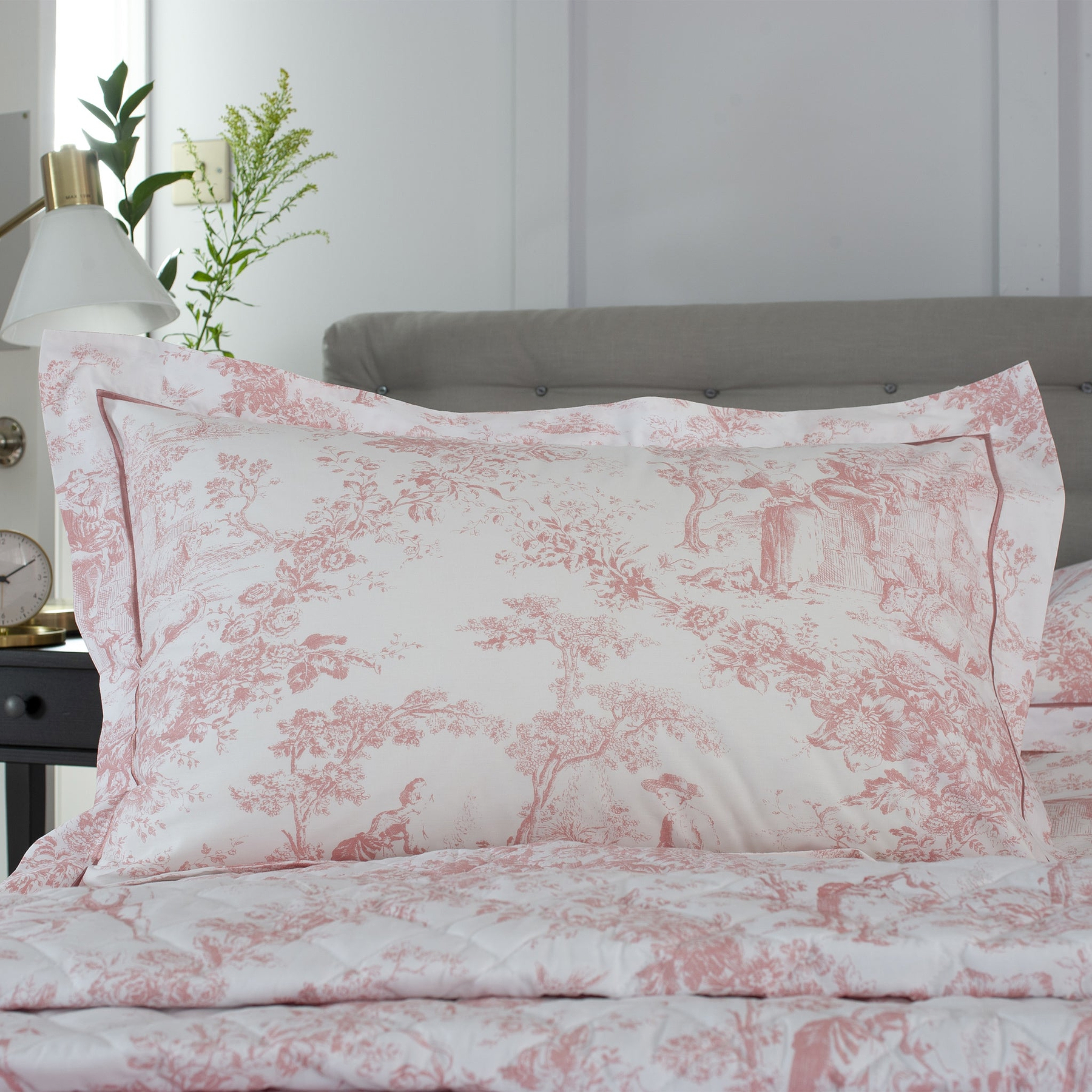 Toile Oxford Pillowcase Pair Pink from Roseland Furniture
