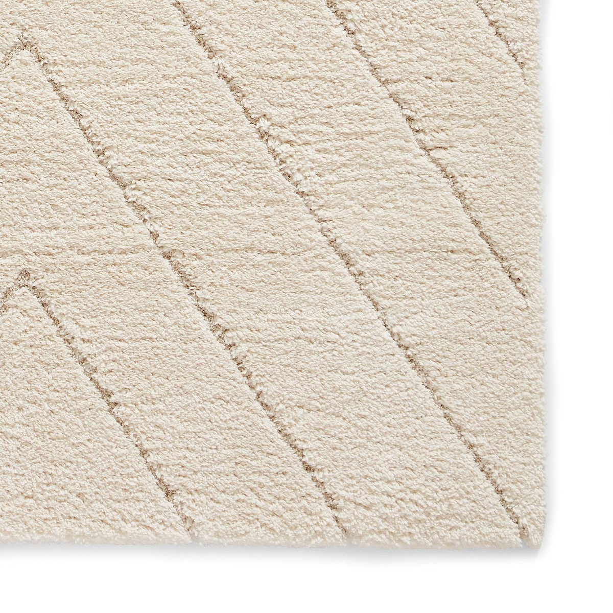 Cream Somerville Chevron Shaggy Berber Rug from Roseland Furniture