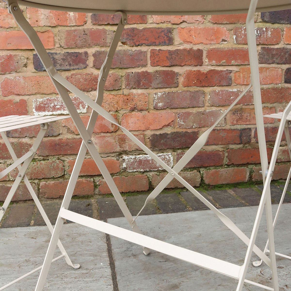 Padstow 60cm Bistro Set Cashmere from Roseland Furniture