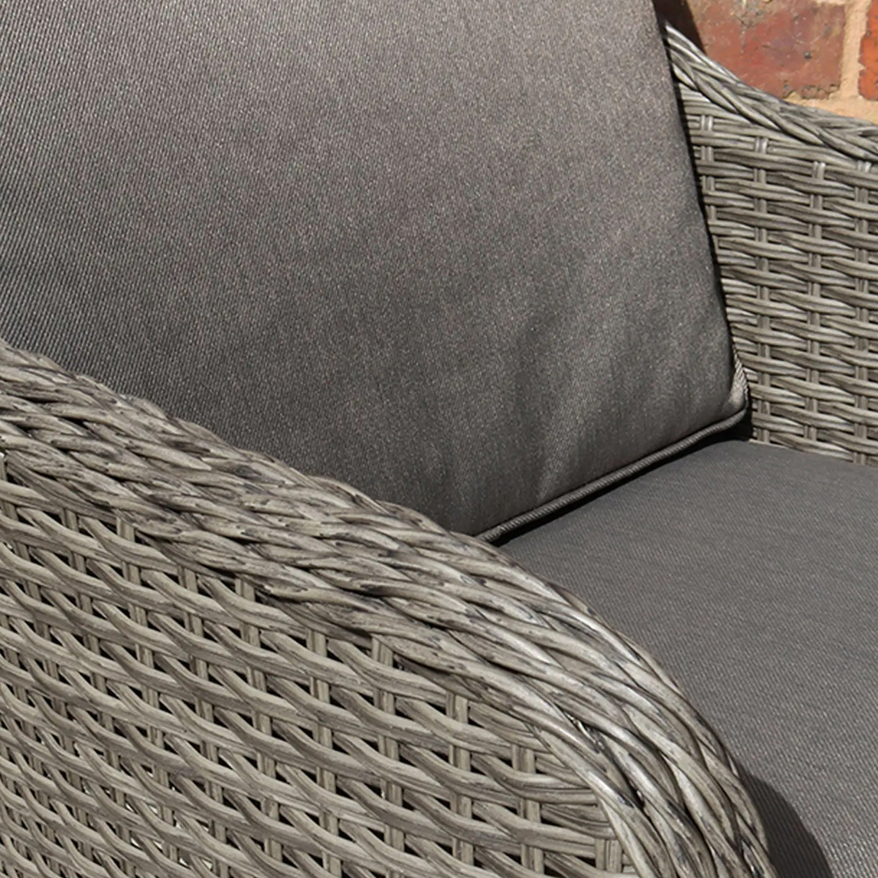 Paris 6 Seat 140cm Lux Rattan Dining Set