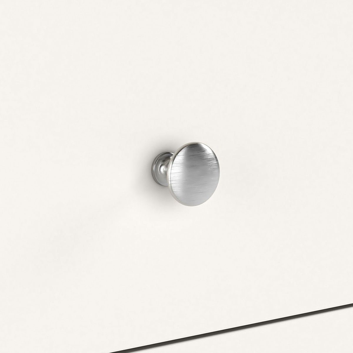 Farrow close up of silver handles