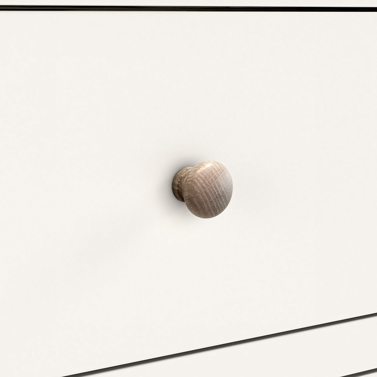 Farrow XL Coconut White 8 Drawer Chest with wooden handles from Roseland Furniture
