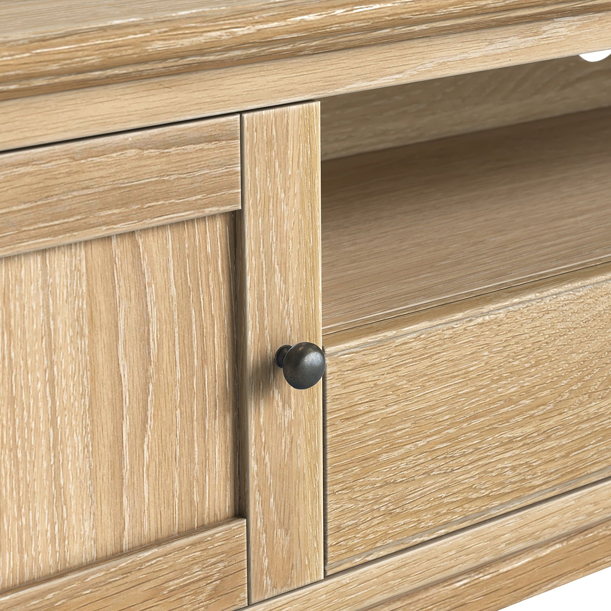 Rutland Oak 120cm TV Unit from Roseland Furniture