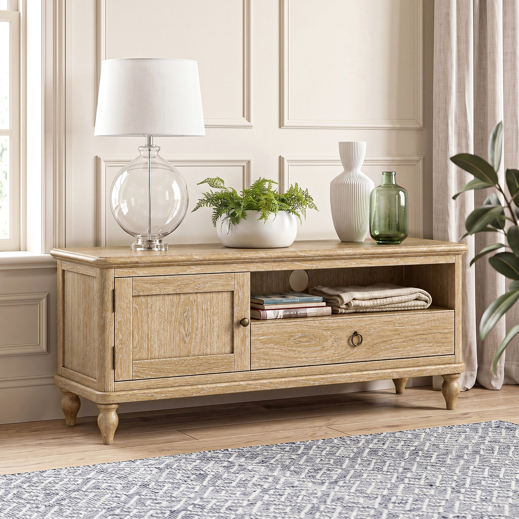 Rutland Oak 120cm TV Unit from Roseland Furniture