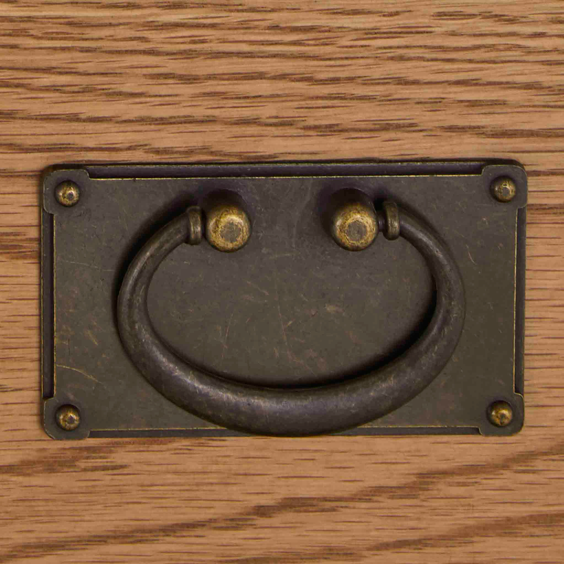 Zelah Oak Handle from Roseland Furniture