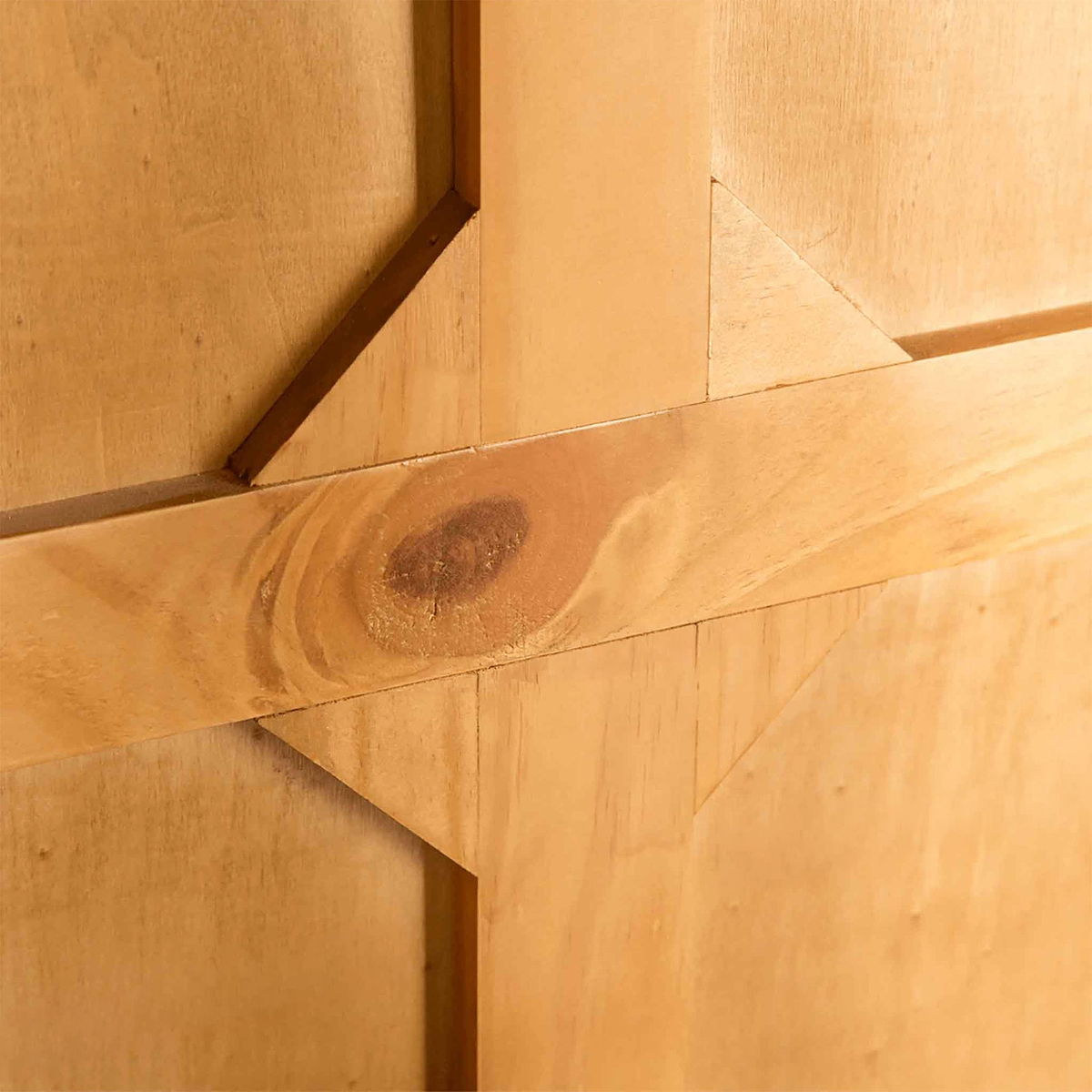 Surrey Oak Triple Wardrobe & Drawers from Roseland Furniture