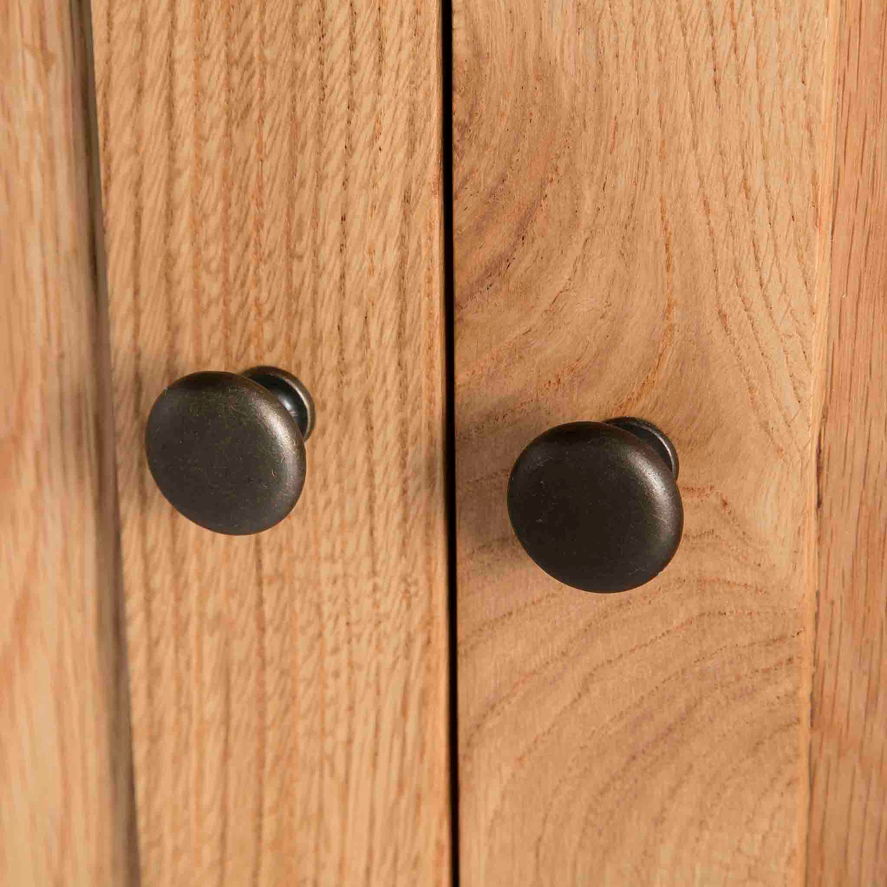 Surrey Oak Double Wardrobe & Drawer by Roseland Furniture