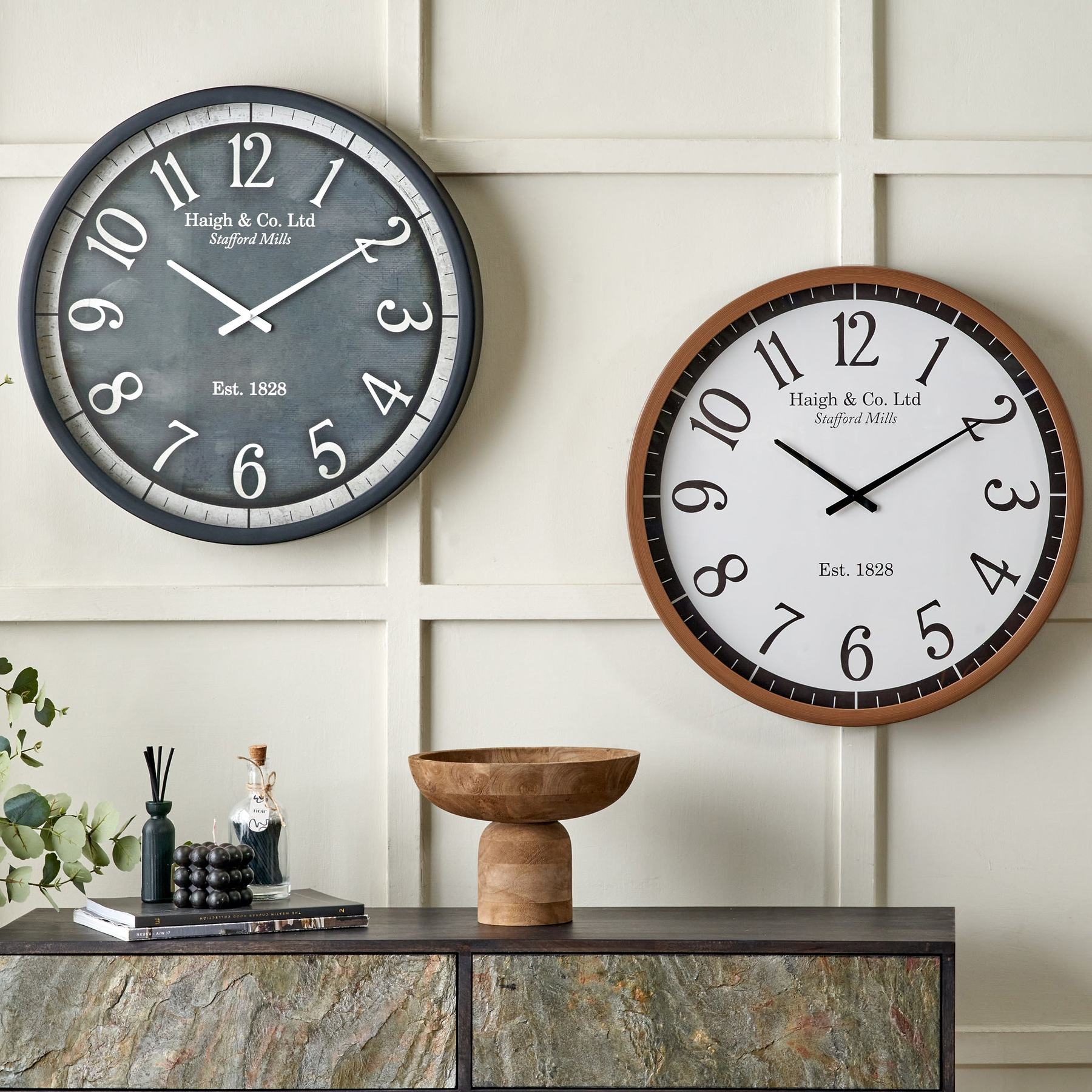 Bormio Wall Clock Black from Roseland Furniture