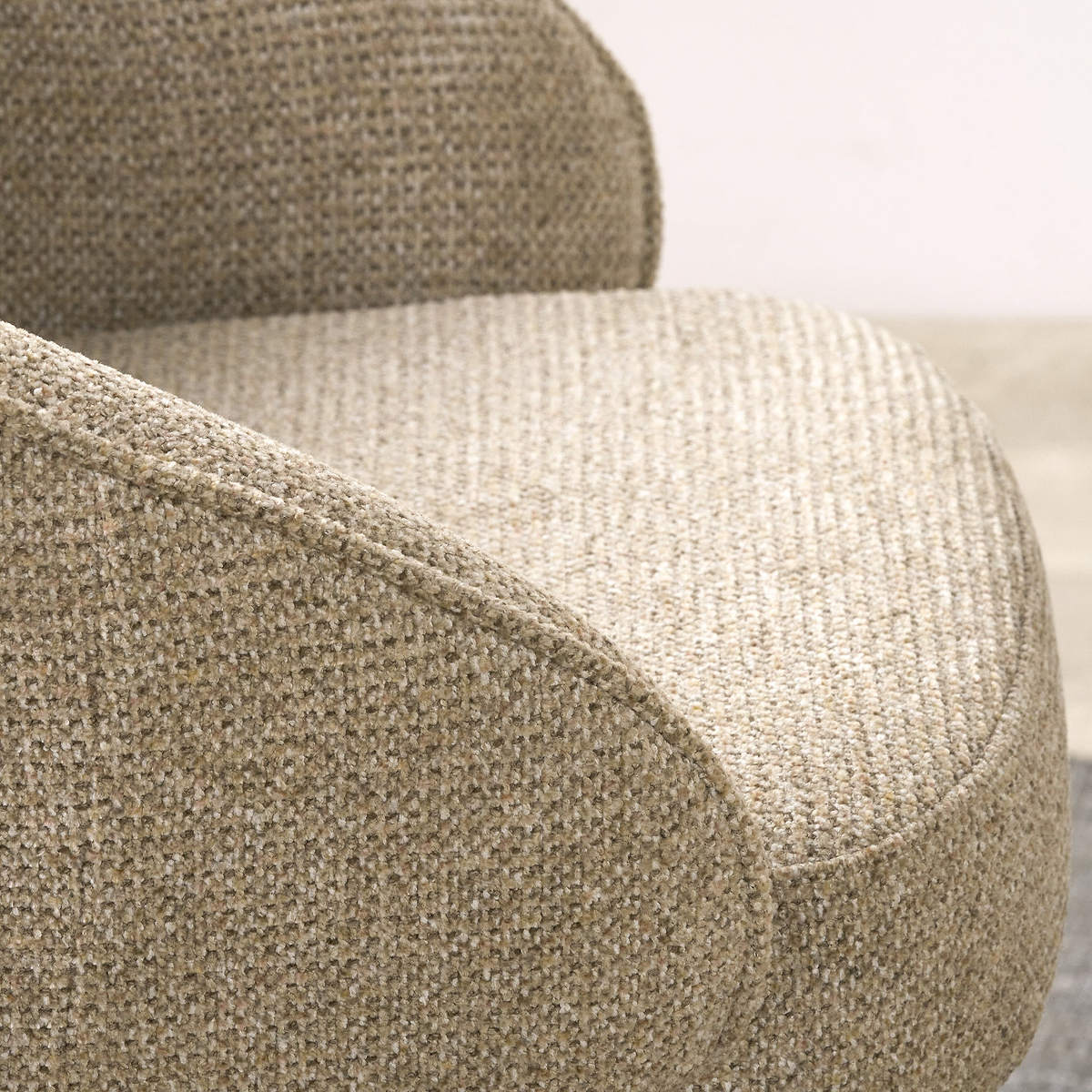 Kelsby Tub Dining Chair from Roseland Furniture