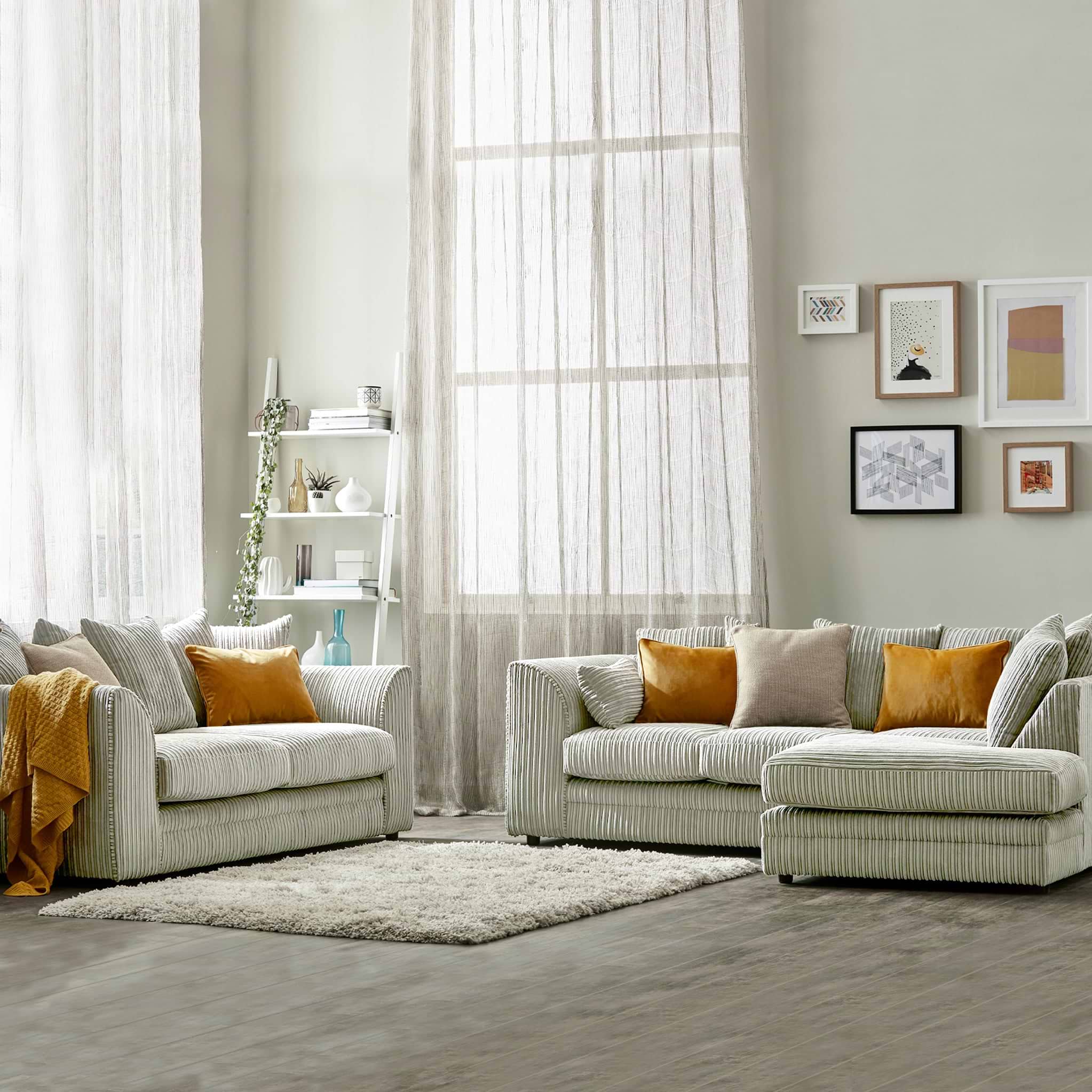 Bletchley Cream Right Hand Jumbo Cord Chaise Sofa for Living room