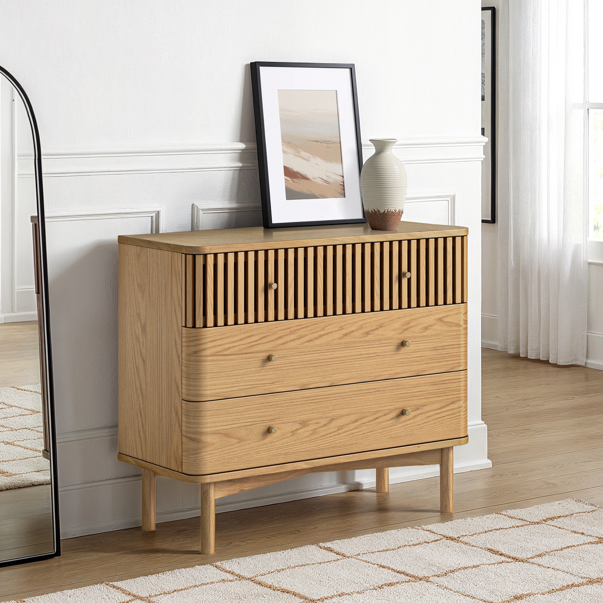 Shorwell Oak Slatted 3 Drawer Chest of Drawers | Roseland