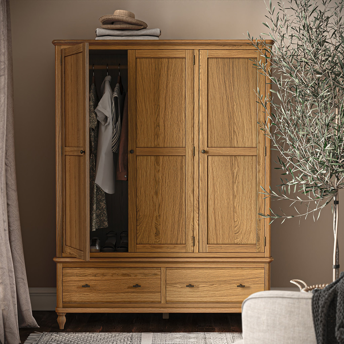 Alderley Oak Triple Wardrobe With 2 Drawers from Roseland Furniture