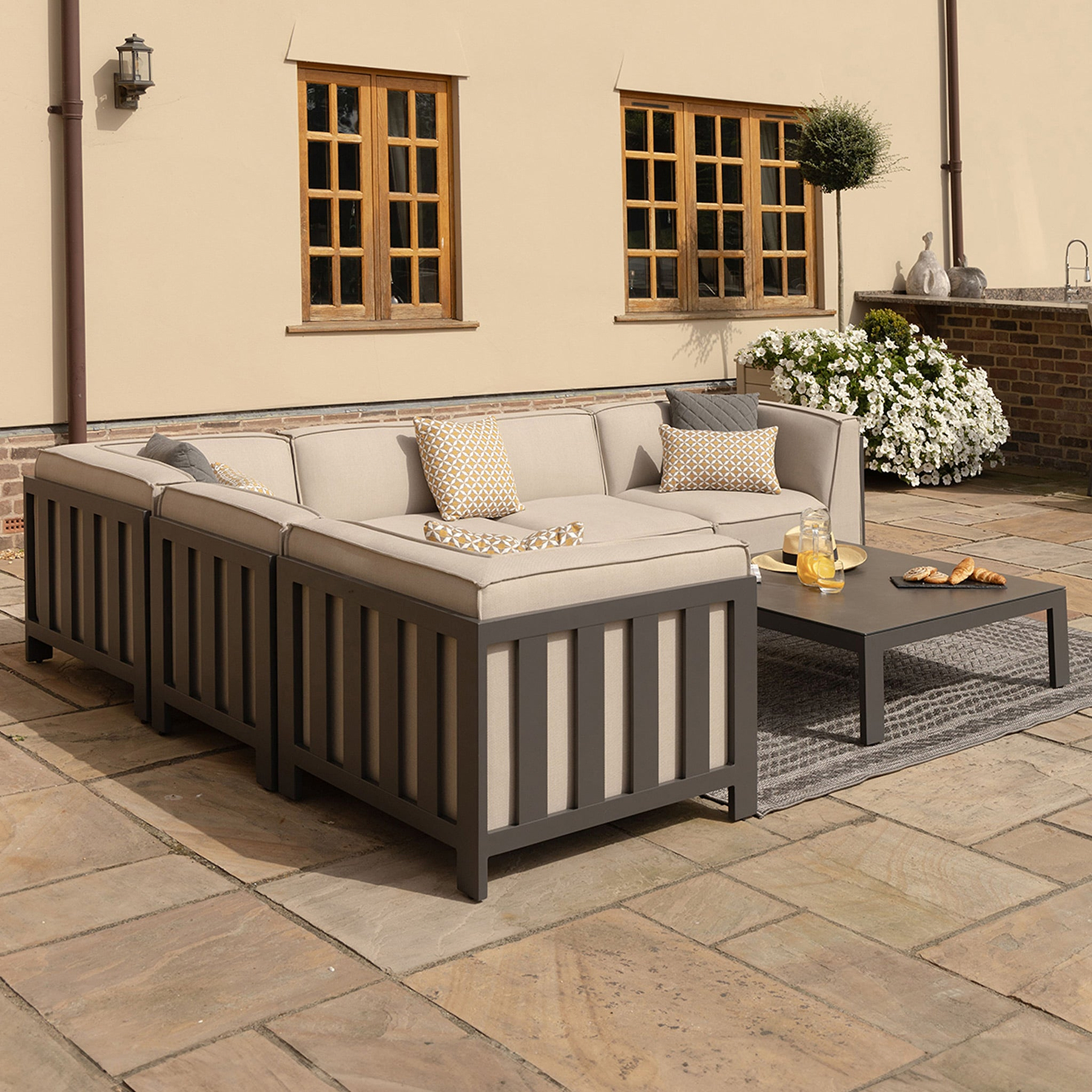Maze Ibiza Outdoor Medium Corner Sofa Set With Square Table 