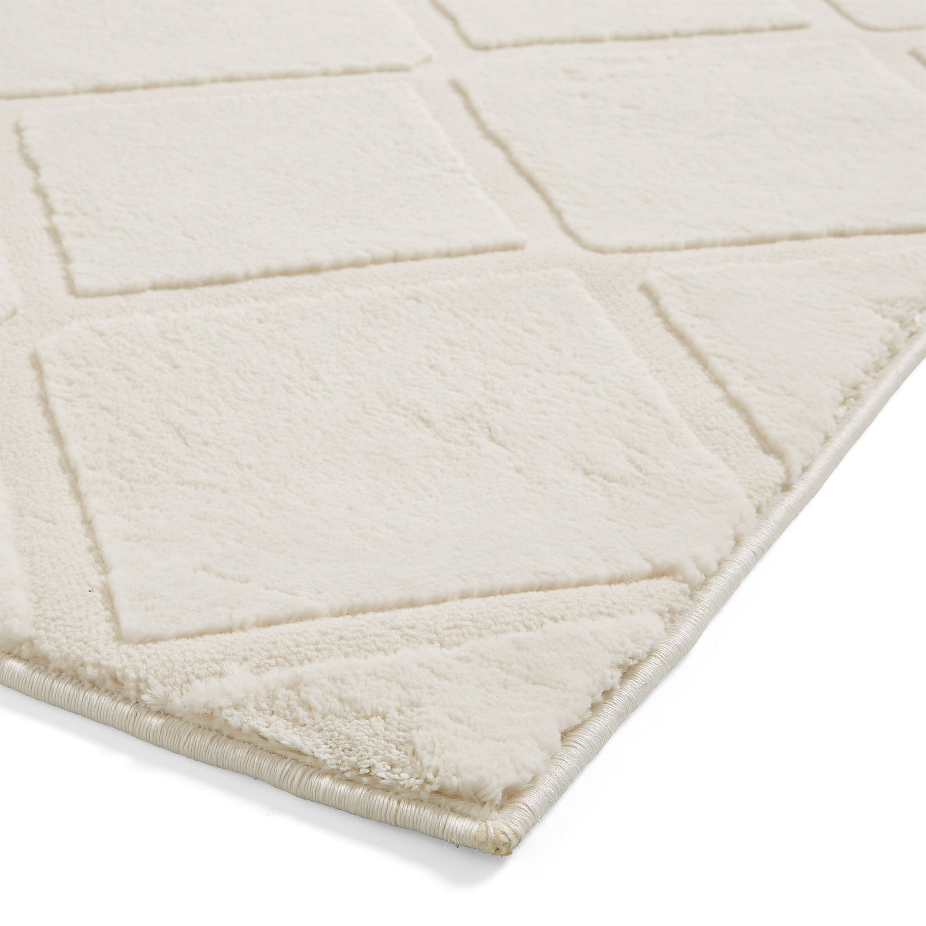 Cosy Diamond Washable Rug Cream from Roseland Furniture