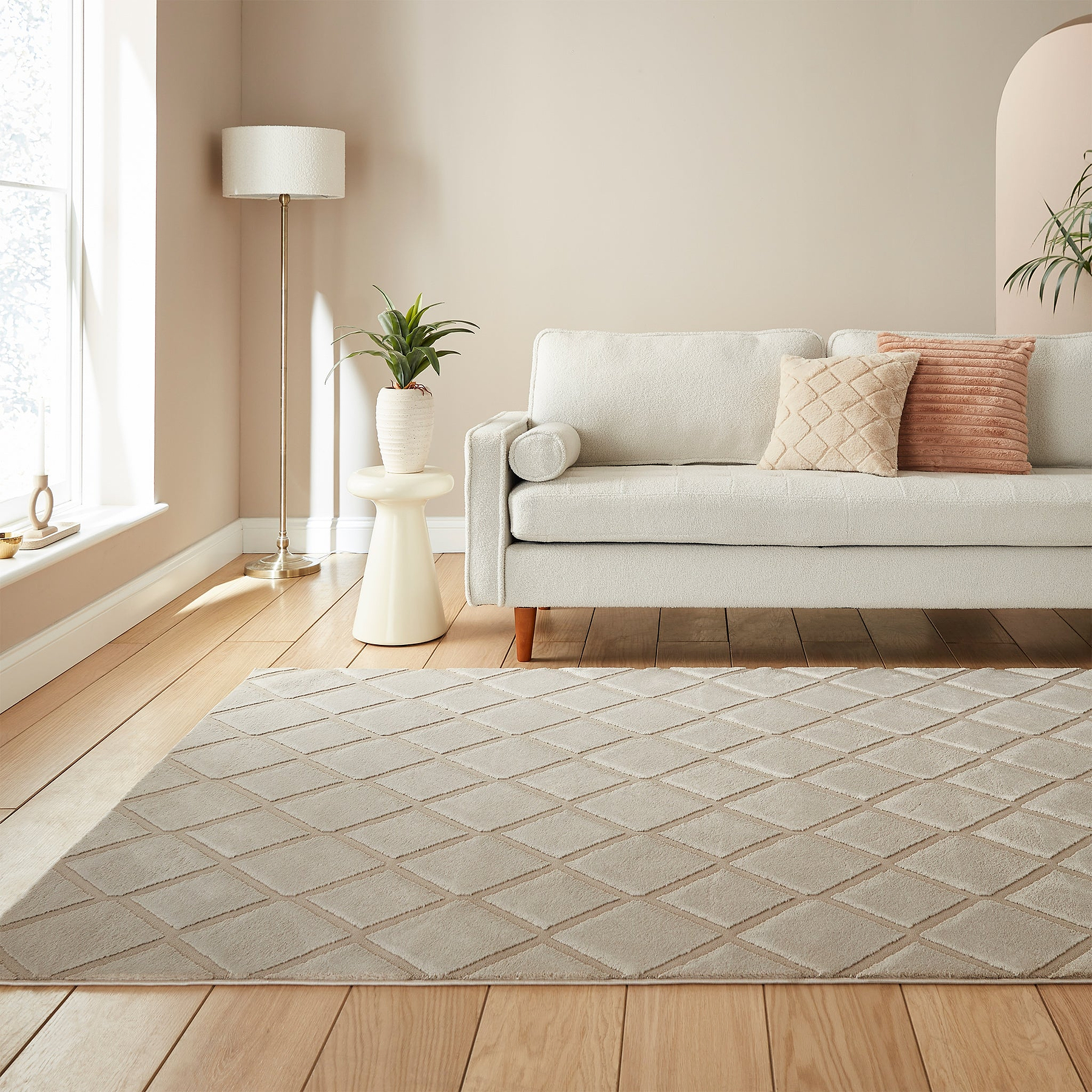 Cosy Diamond Washable Rug Natural from Roseland Furniture