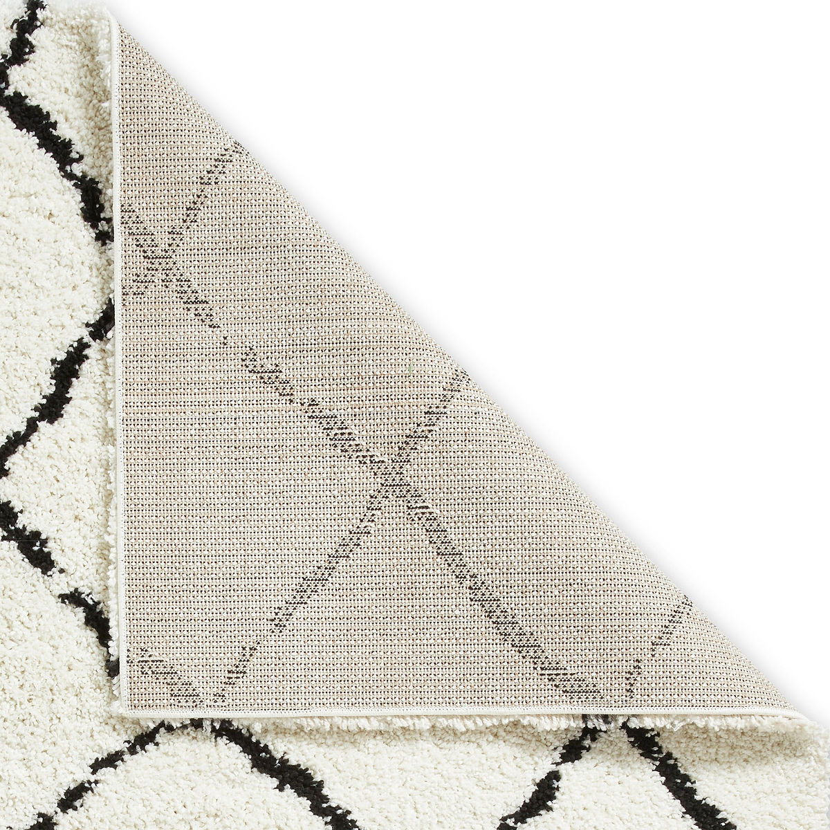 Durham Berber White Diamond Shaggy Rug