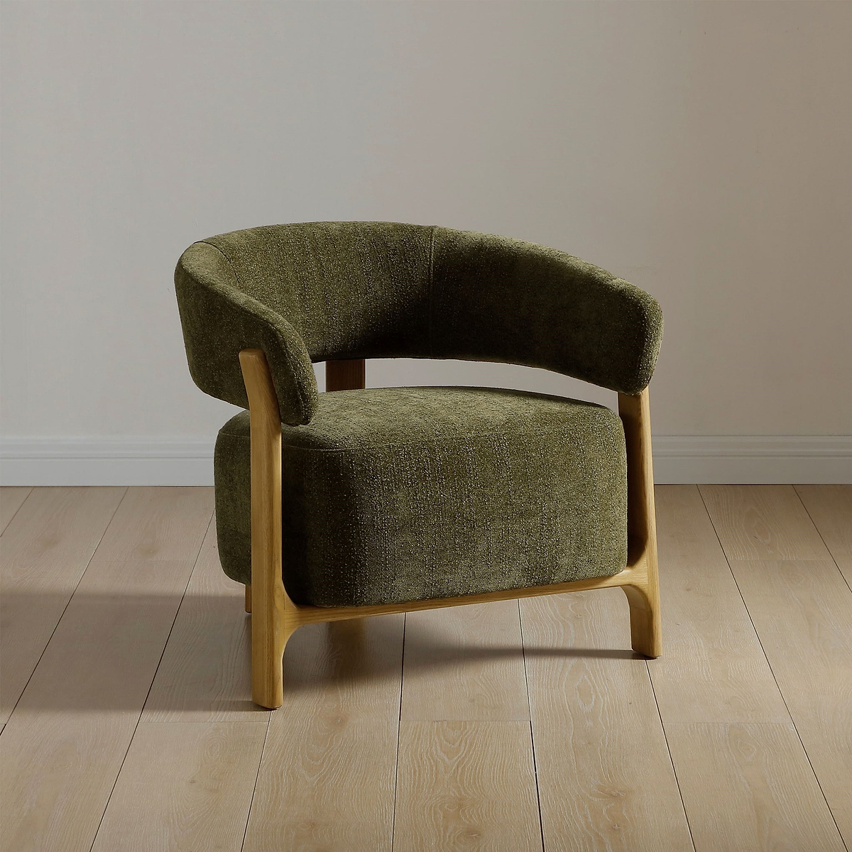 Sorelle Curved Accent Chair Olive from Roseland Furniture