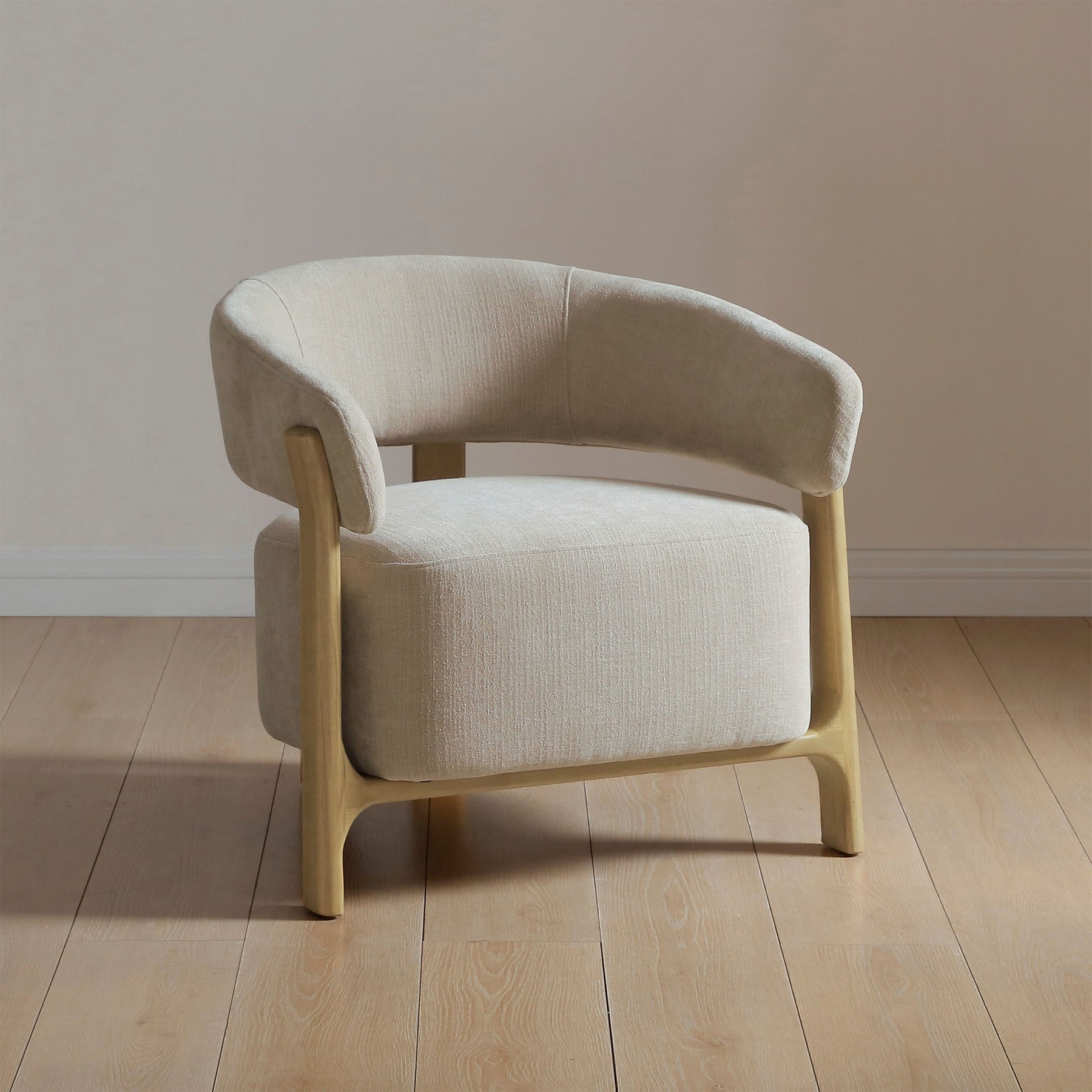 Sorelle Curved Accent Chair Taupe from Roseland Furniture