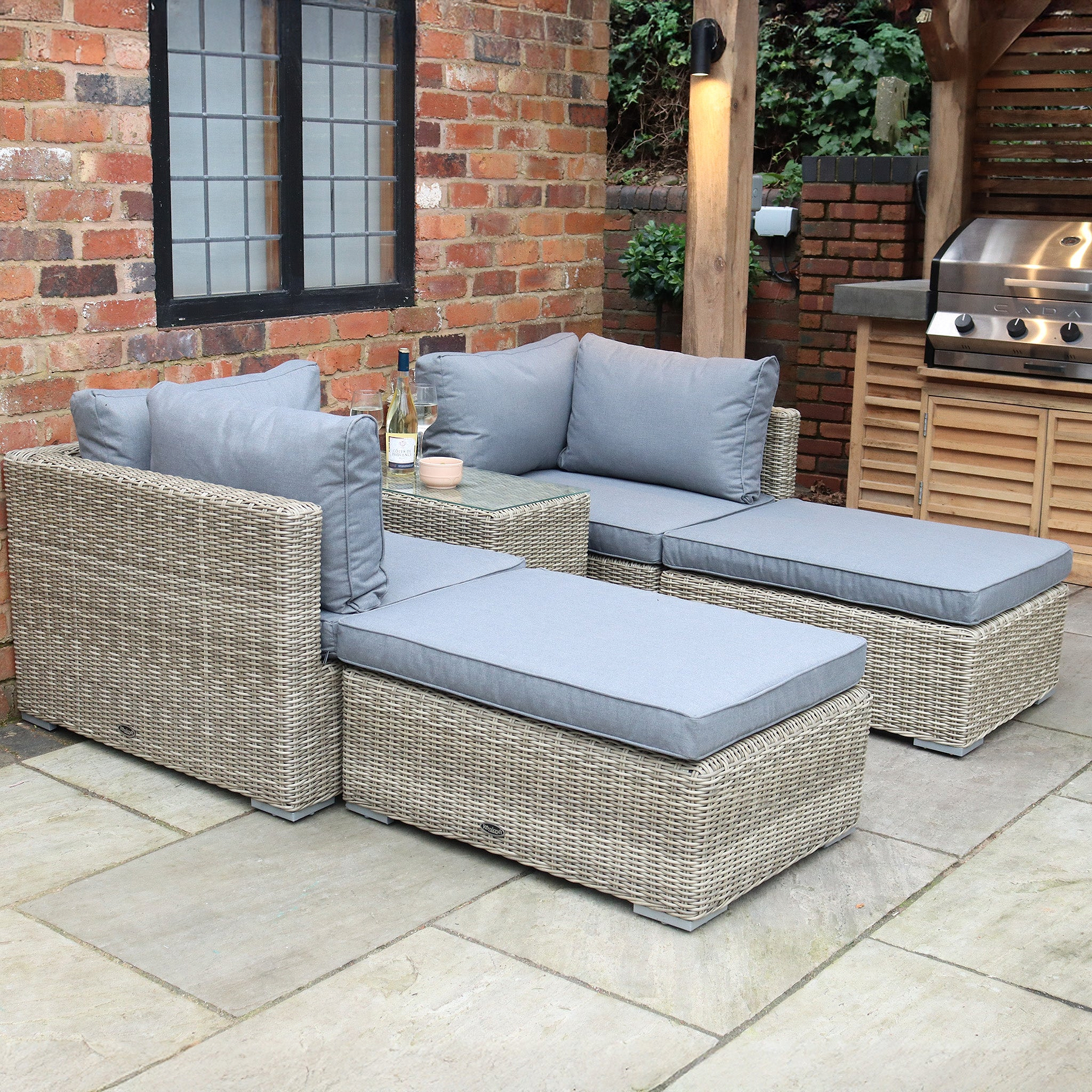 Wentworth 4 Seat Multi Position Relaxer Set from Roseland Furniture