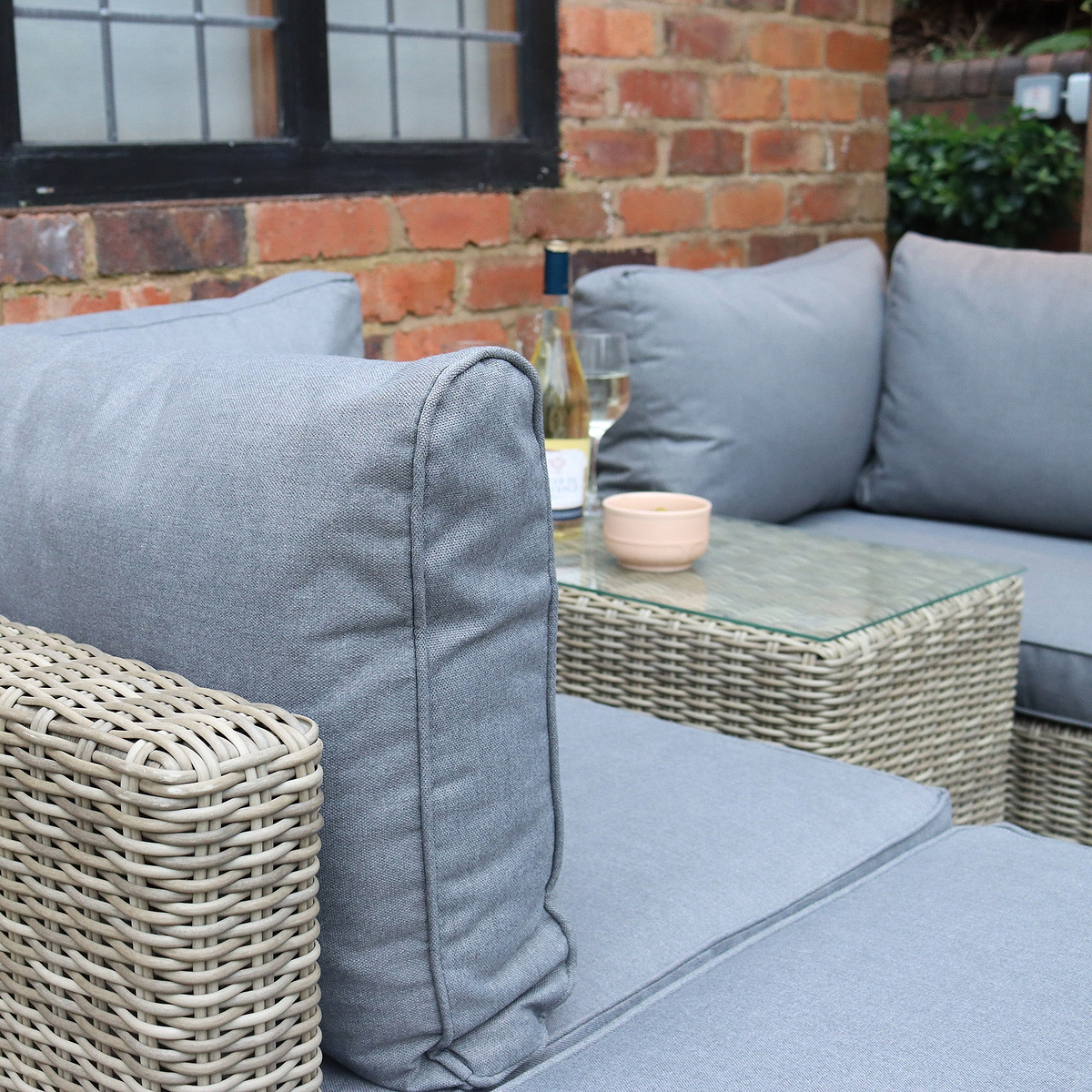 Wentworth 4 Seat Multi Position Relaxer Set from Roseland Furniture