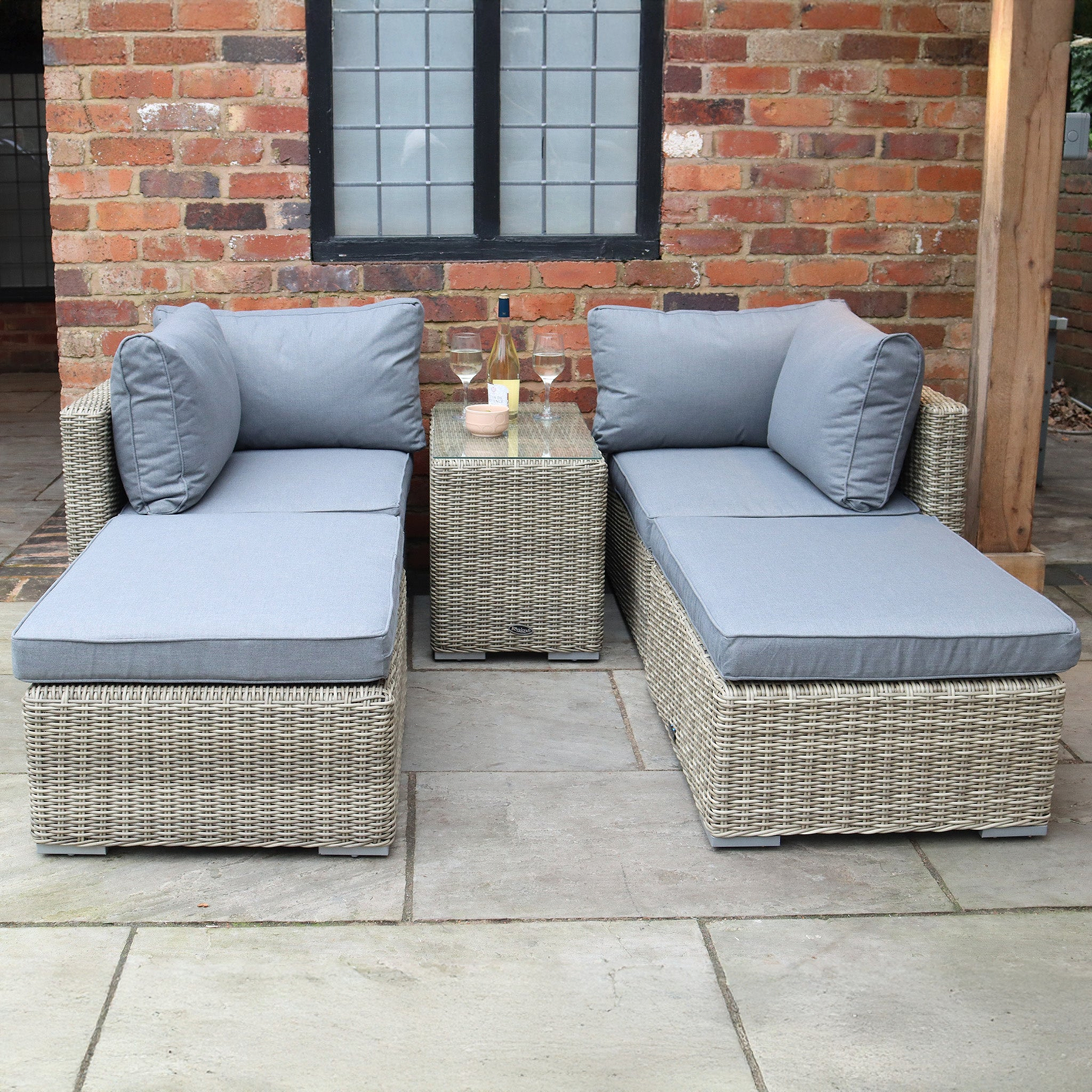 Wentworth 4 Seat Multi Position Relaxer Set from Roseland Furniture