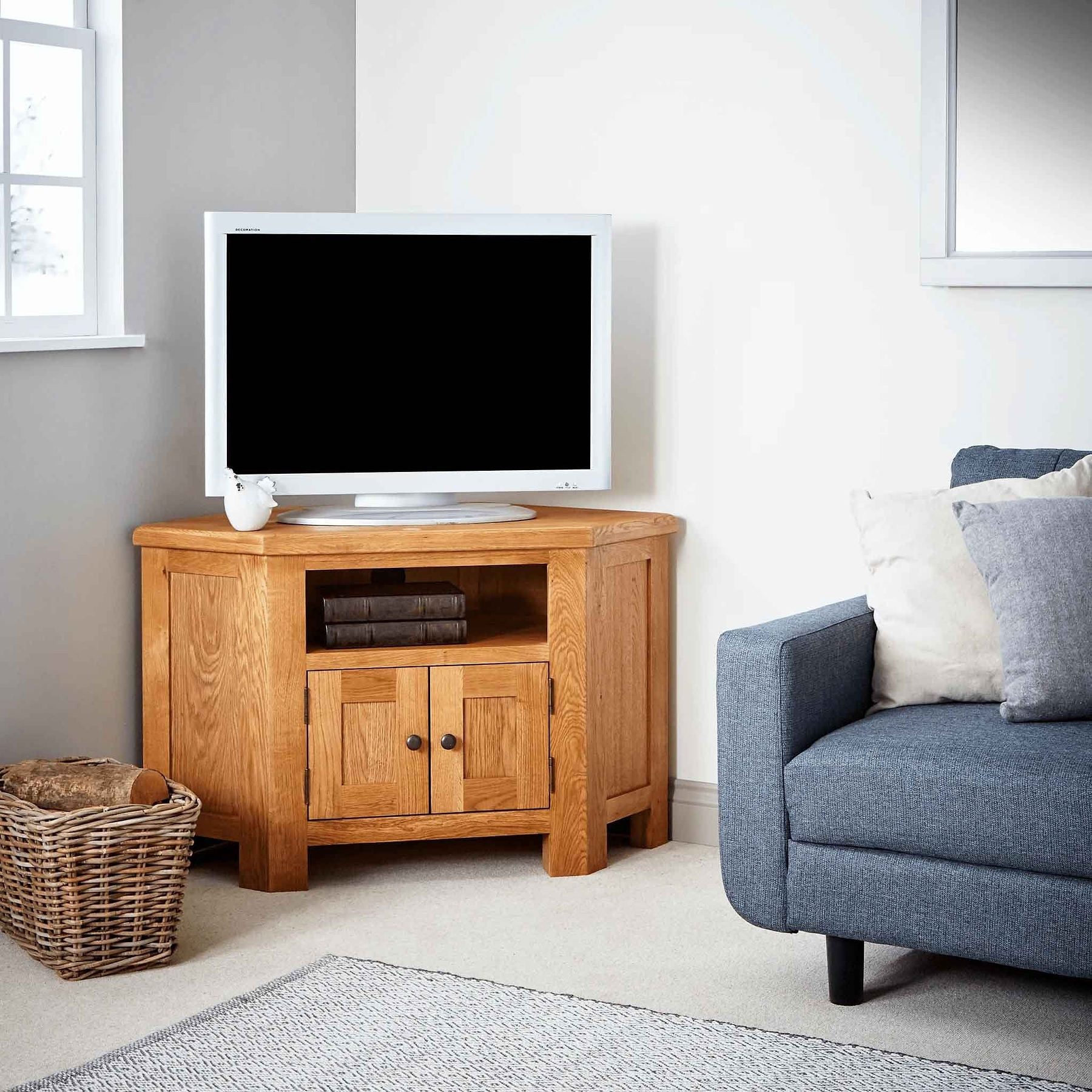 Zelah Oak Corner TV Stand - Lifestyle