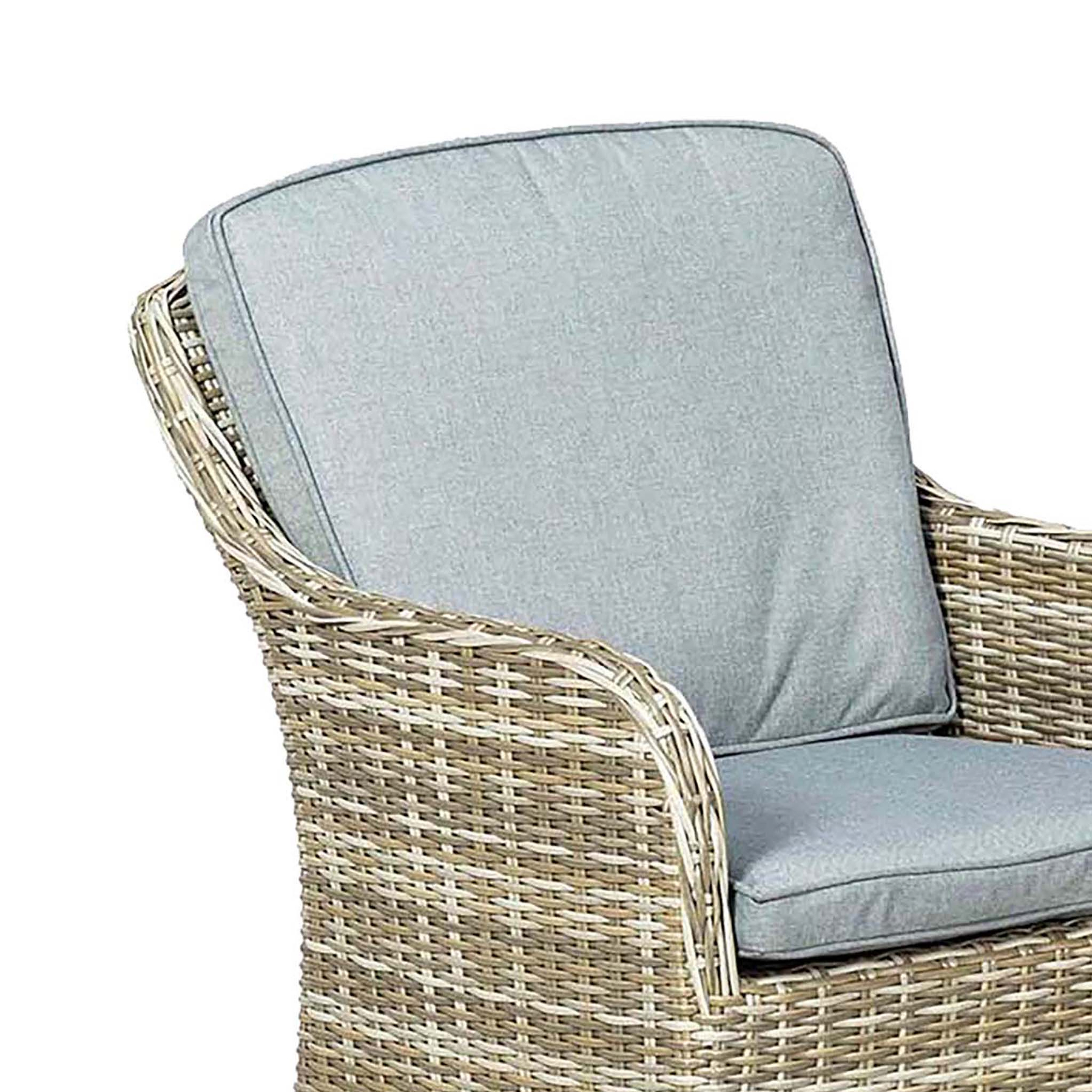 Wentworth 4 Seat 110cm Round Deluxe Rattan Dining Set Weatherproof cushions