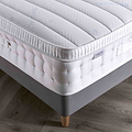 corner close up of the Roseland Sleep Caesar Pocket Laytec Mattress