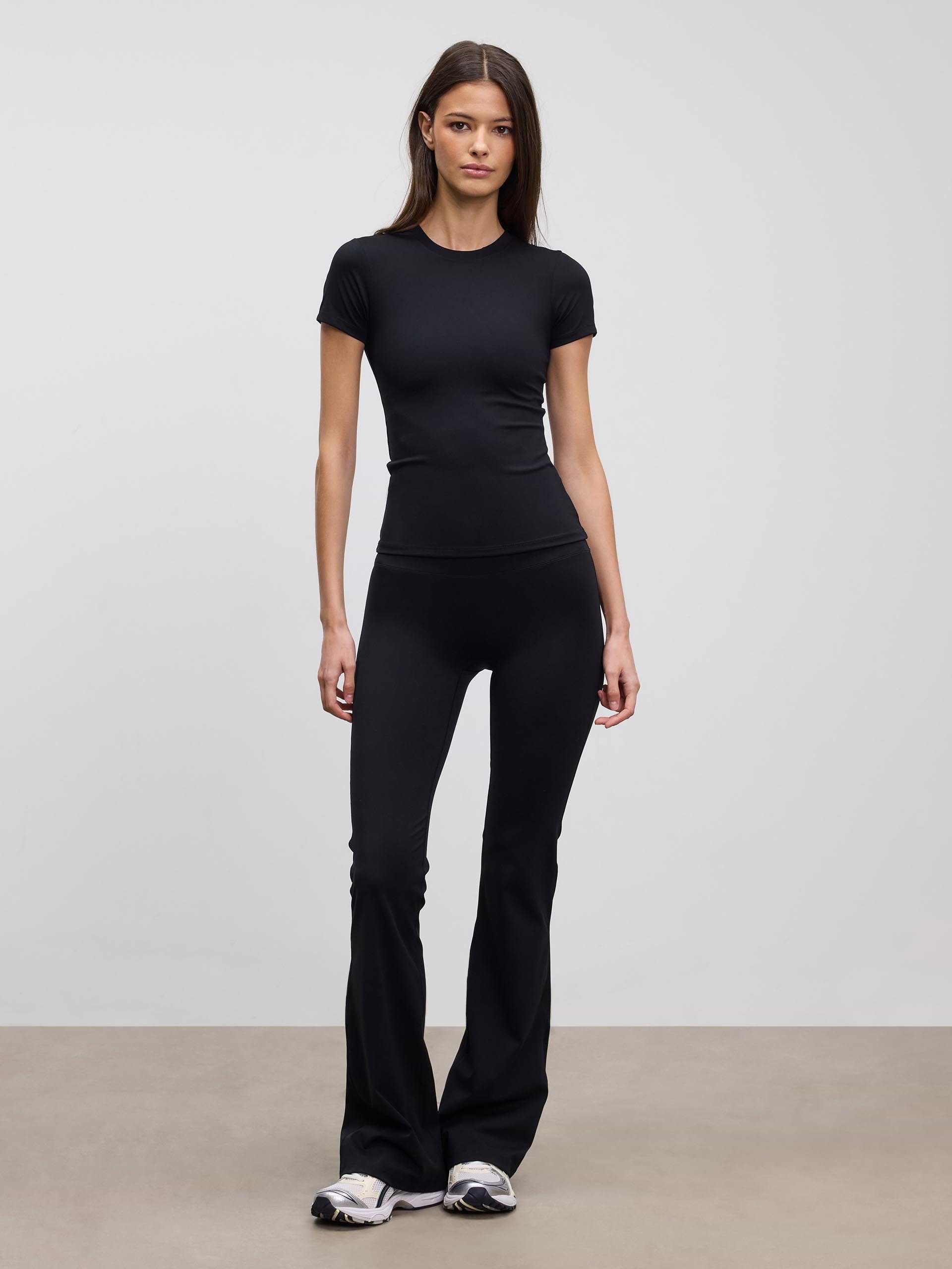 Womens Active Flared Legging in Black