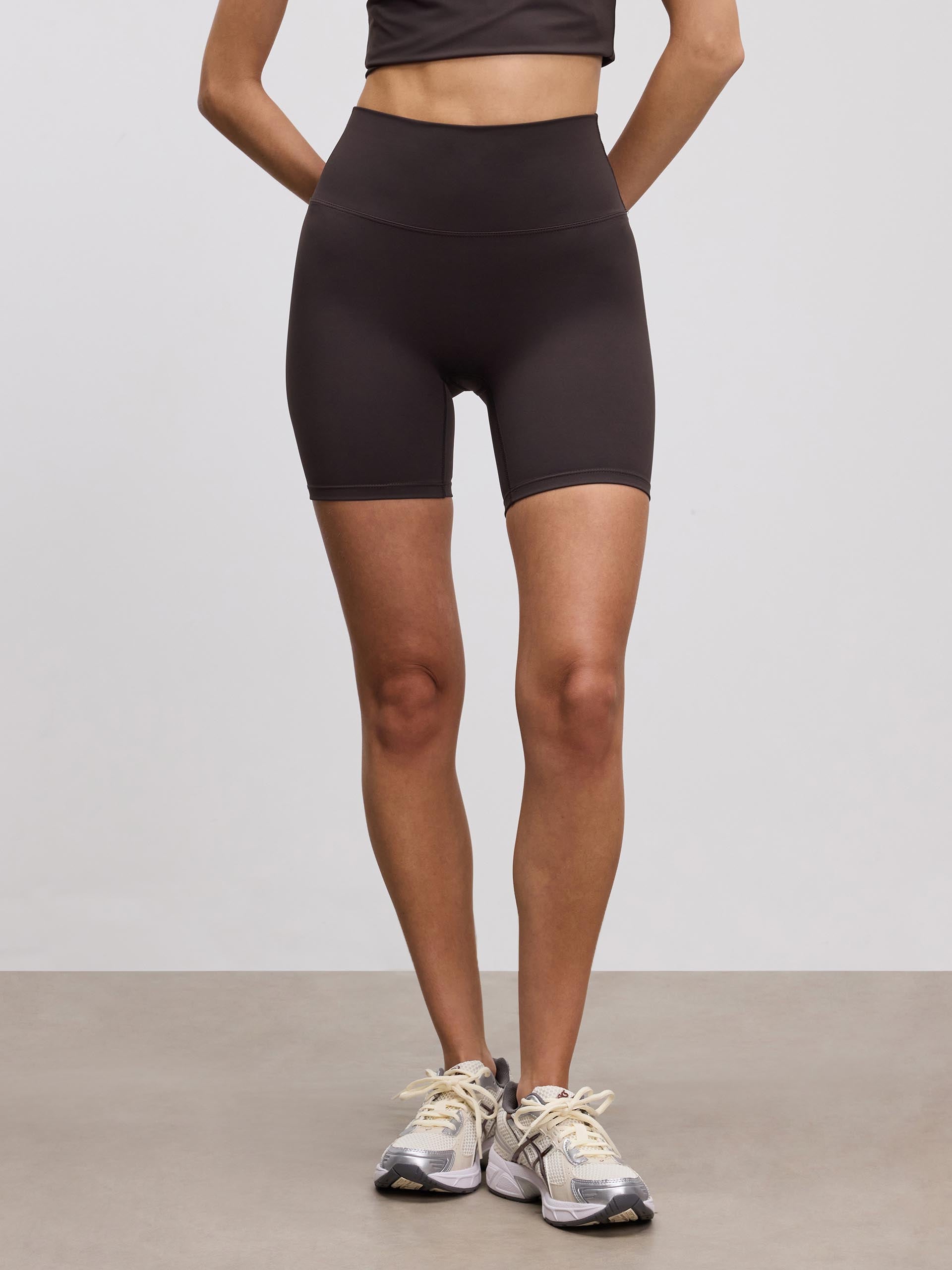 Womens Active Short in Brown
