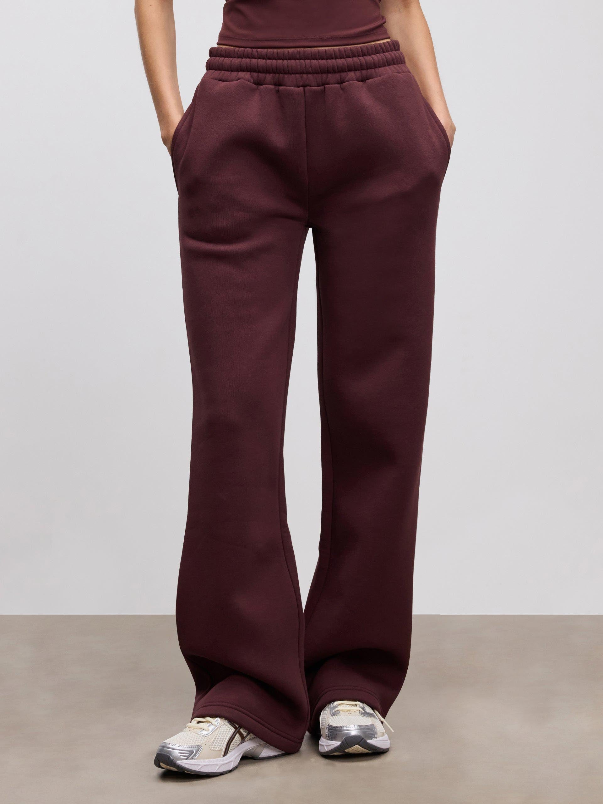 Womens Neoprene Straight Leg Jogger in Burgundy