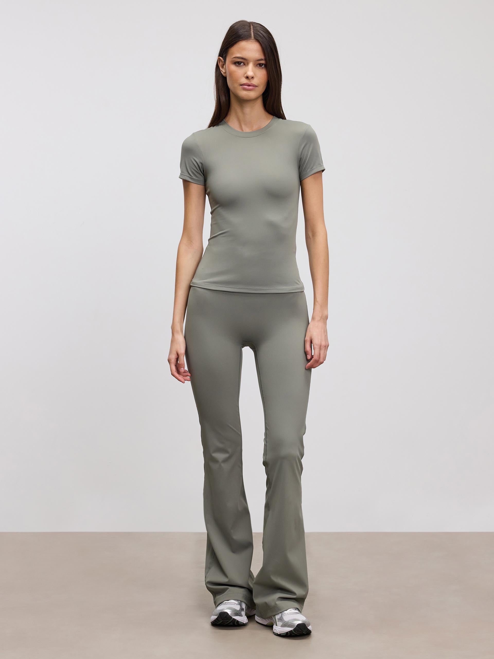 Womens Active Flared Legging in Sage