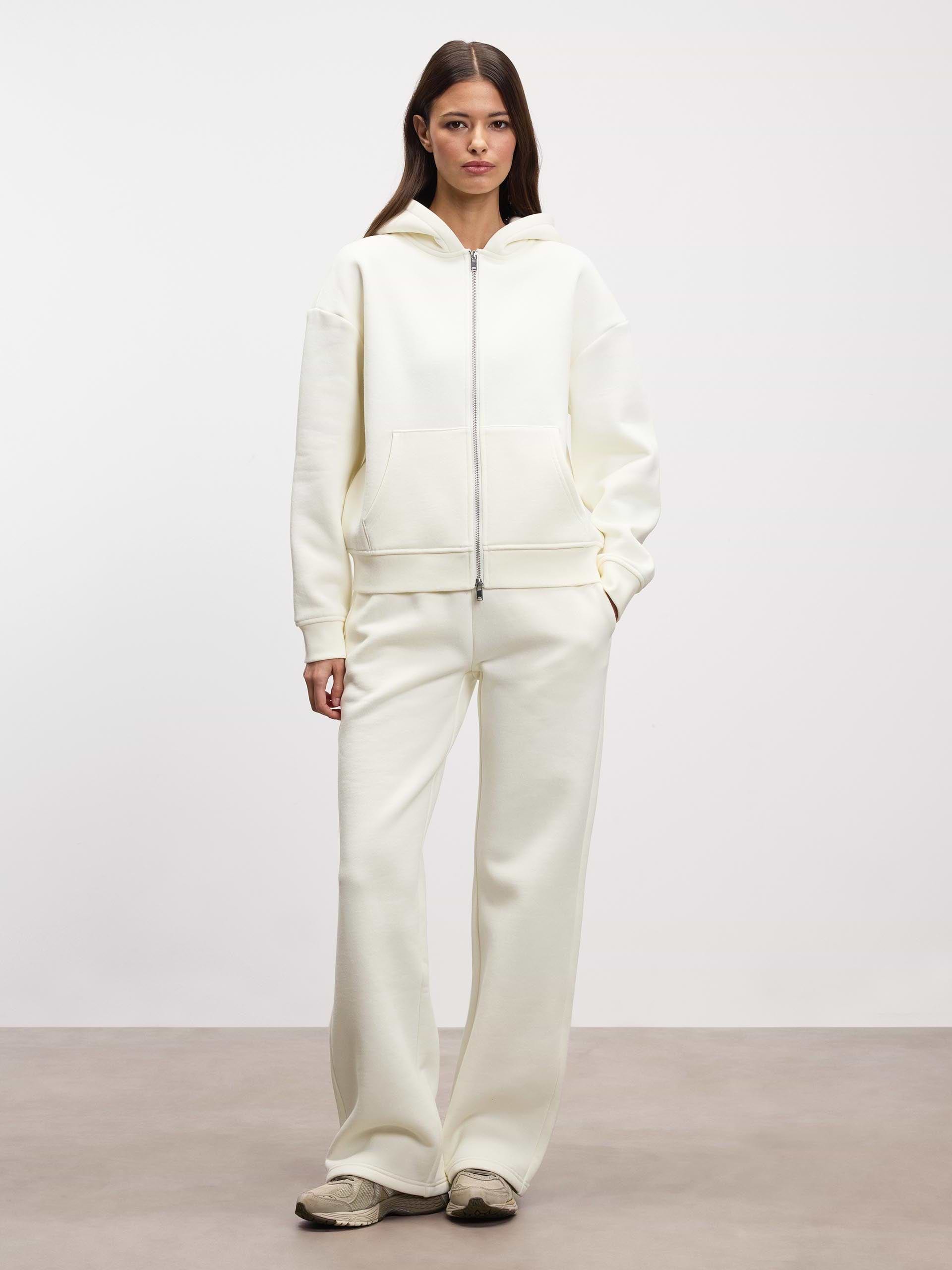 Womens Relaxed Straight Leg Jogger in Ecru