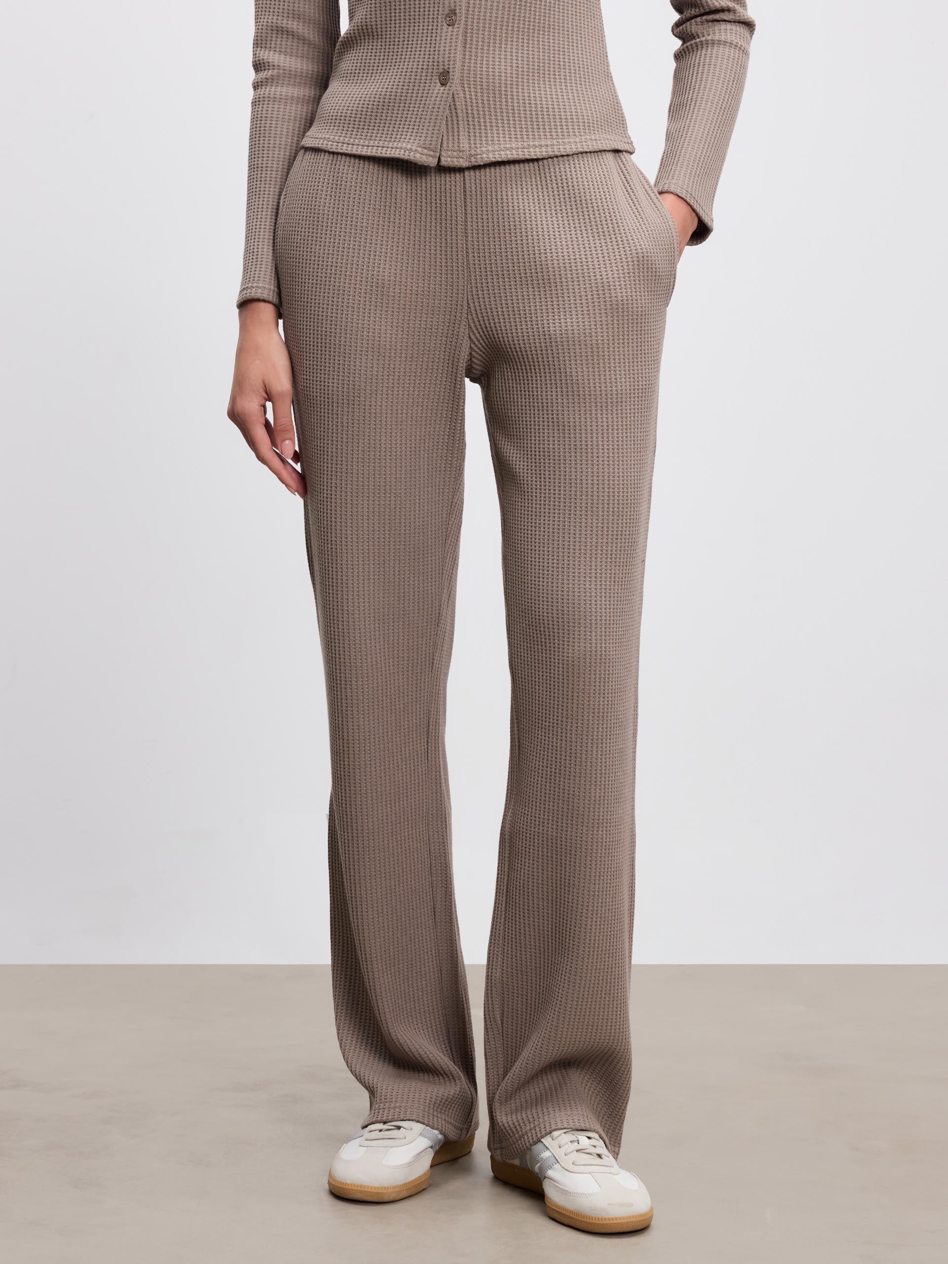 Womens Waffle Straight Leg Trouser in Taupe