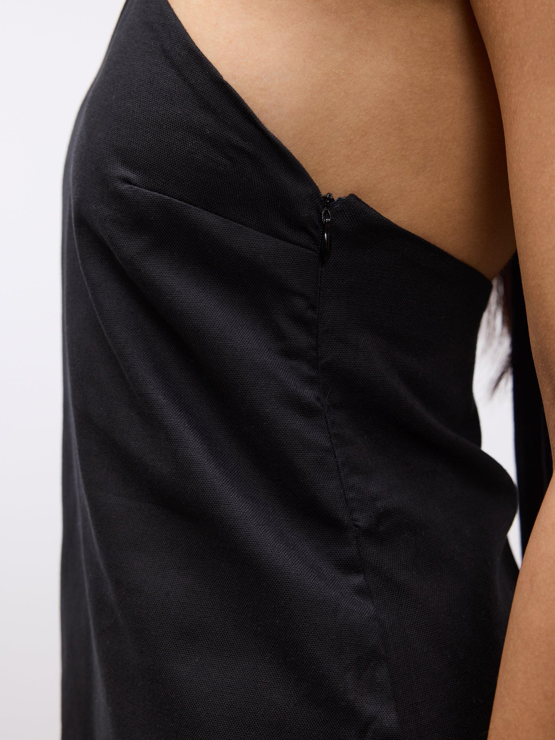 Womens Linen Halter Dress in Black