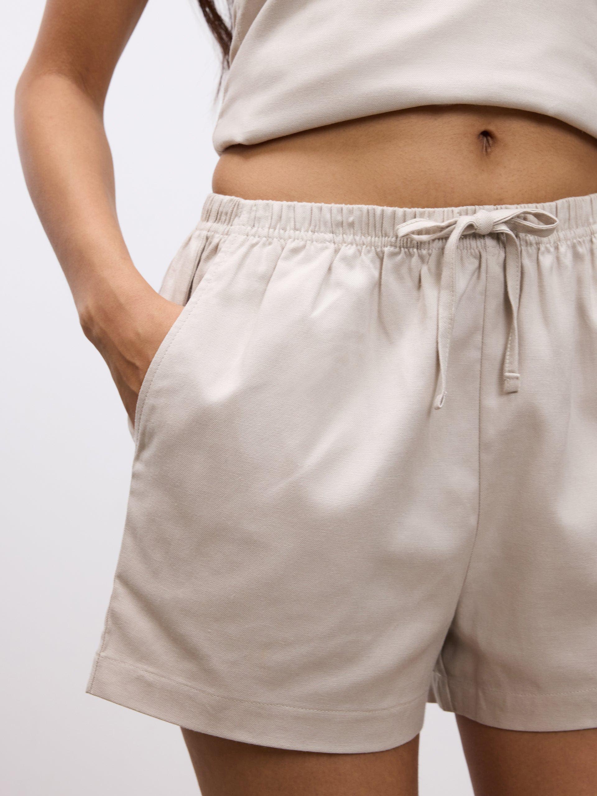 Womens Linen Short in Stone