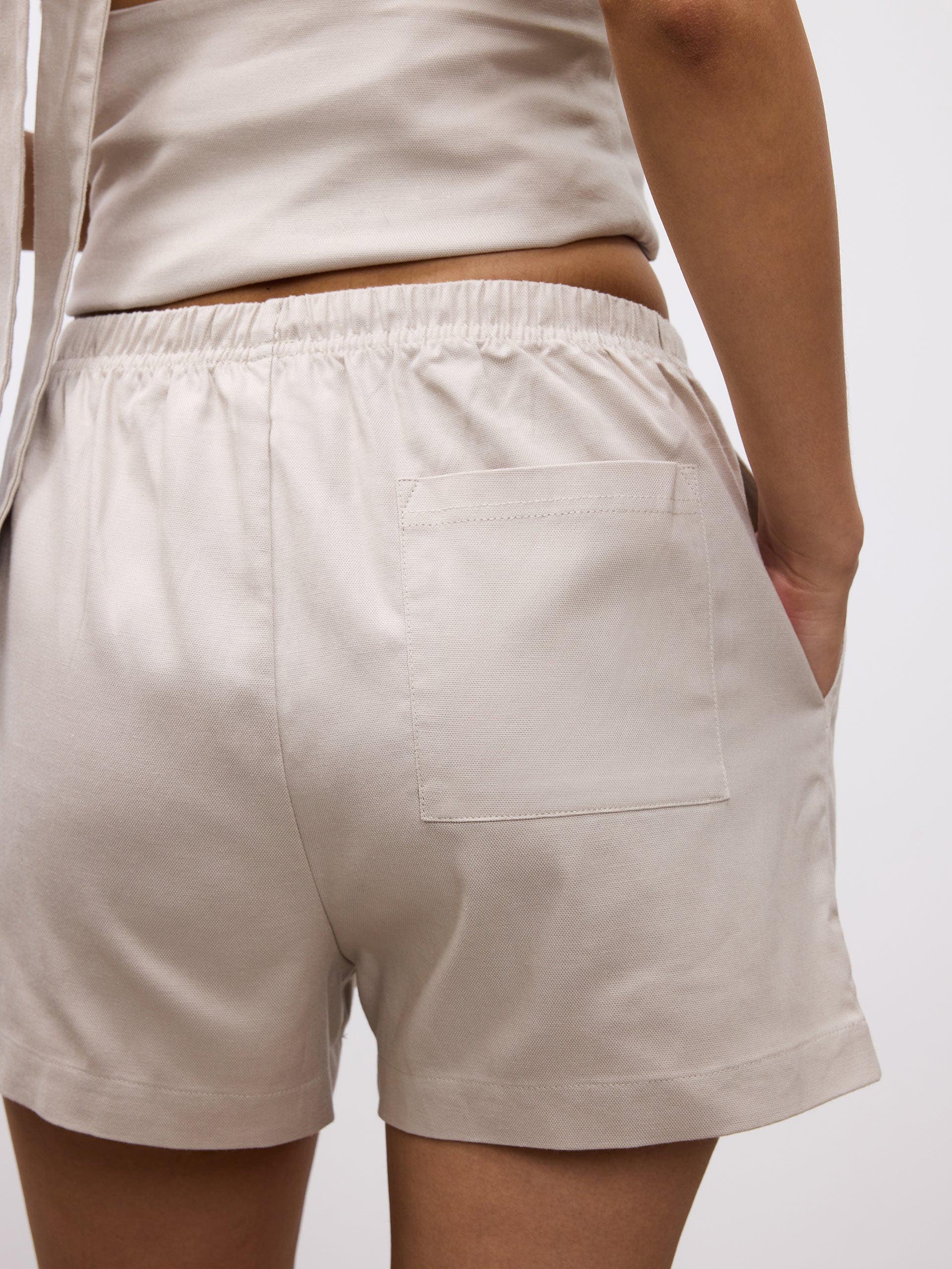 Womens Linen Short in Stone