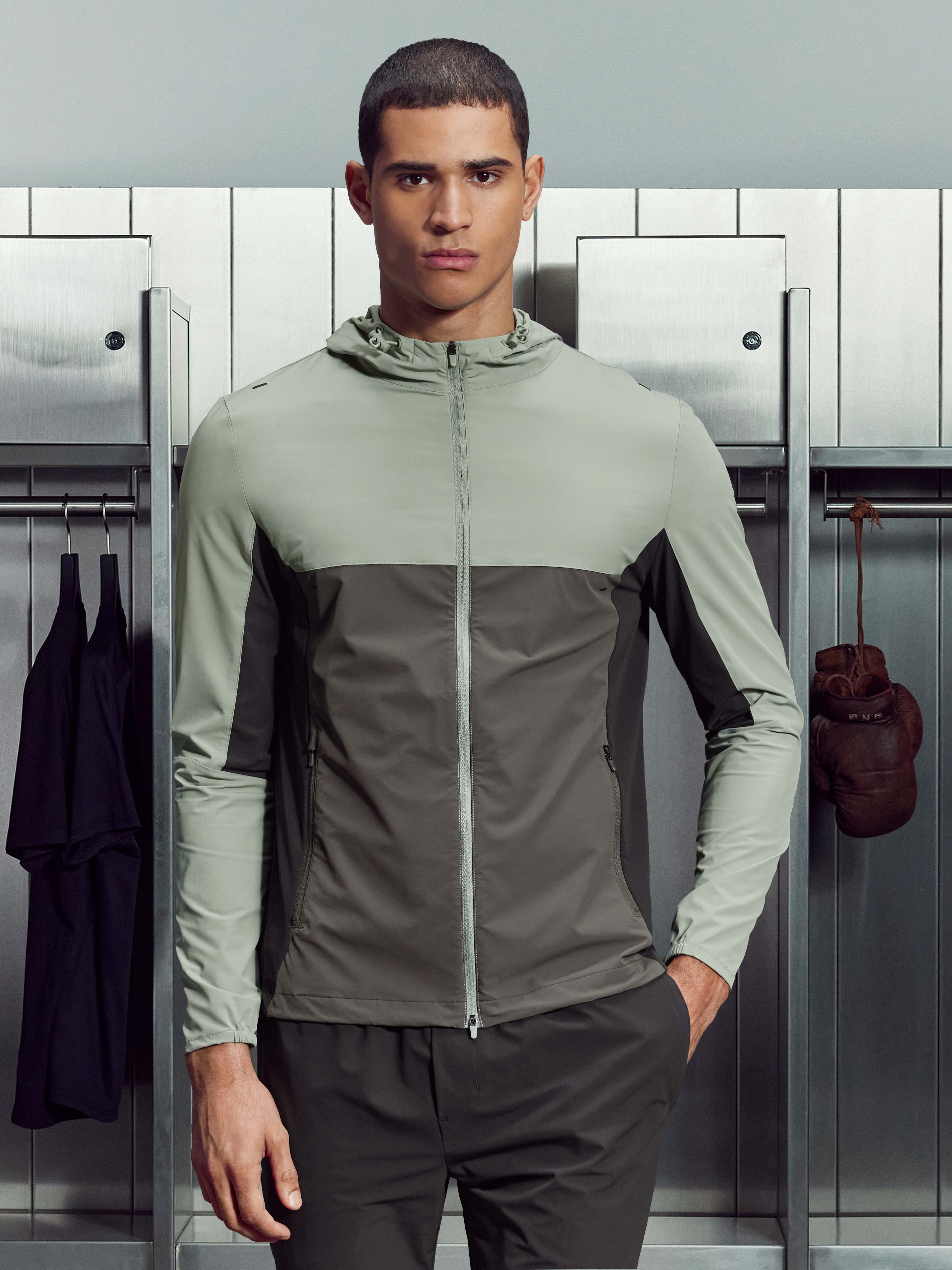 Active Colour Block Windbreaker in Olive