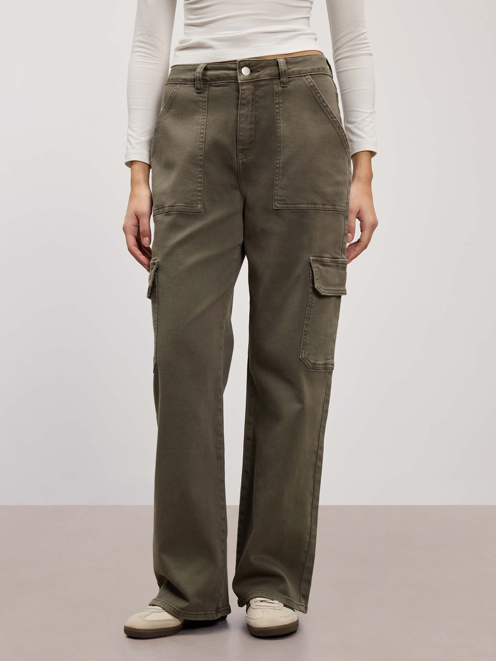 Womens Carpenter Pant in Dark Olive