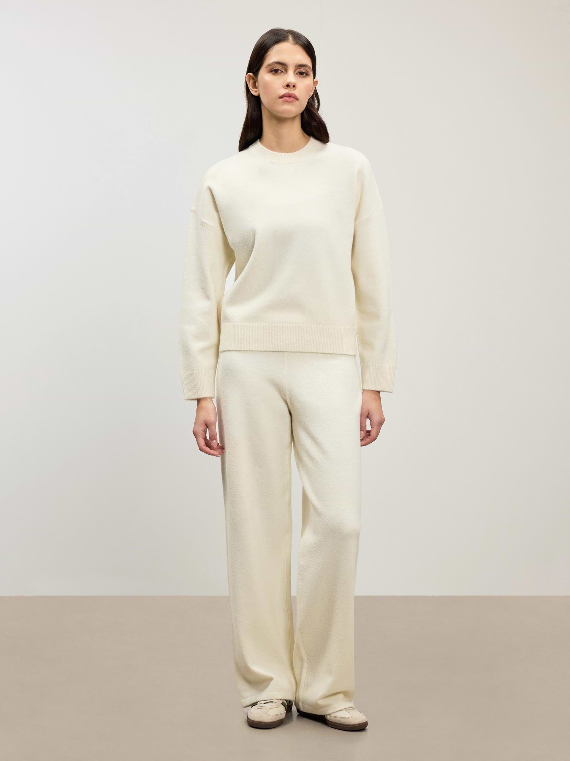 Womens Chunky Wool Sweatshirt in Ecru