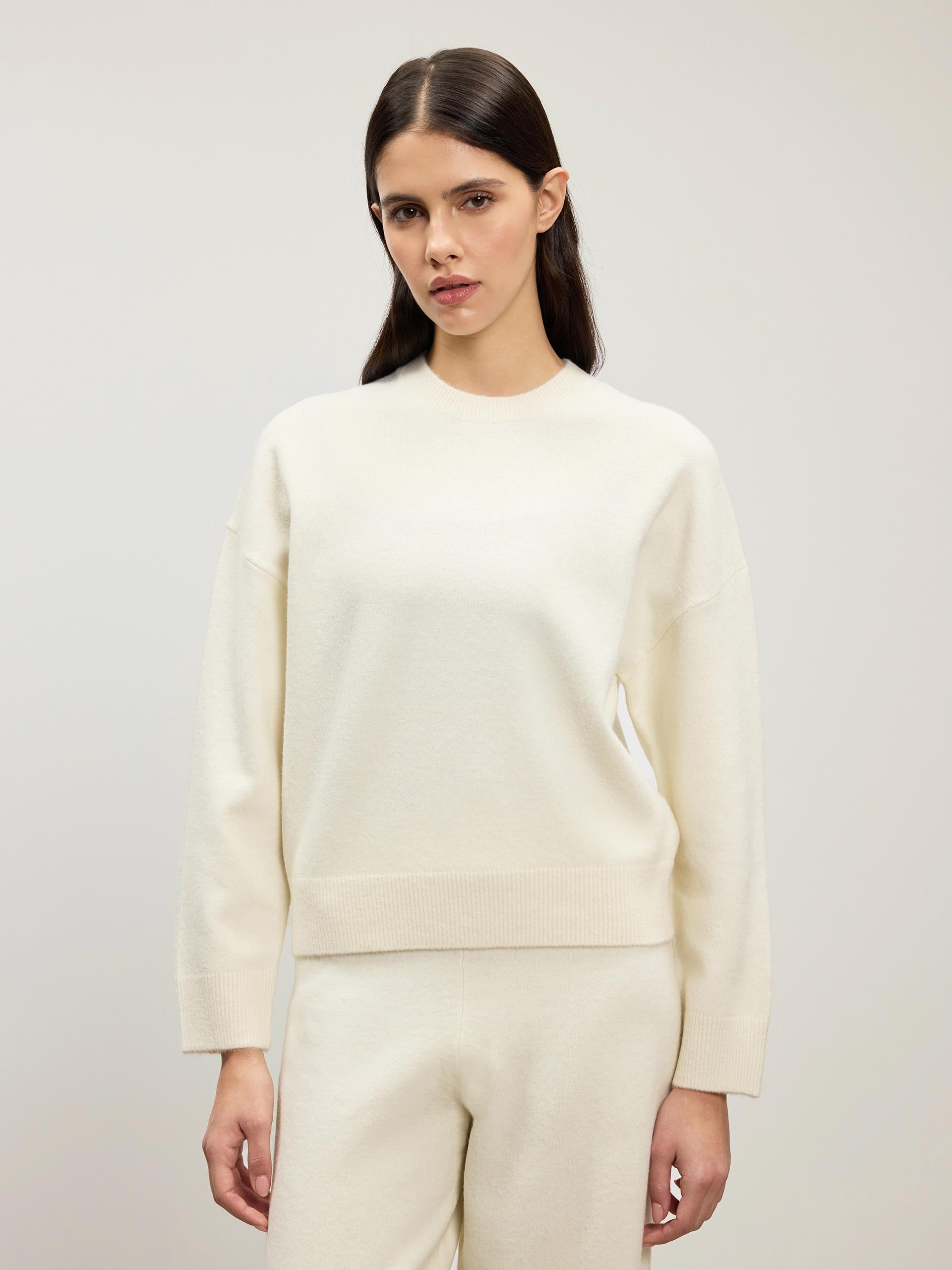 Womens Chunky Wool Sweatshirt in Ecru